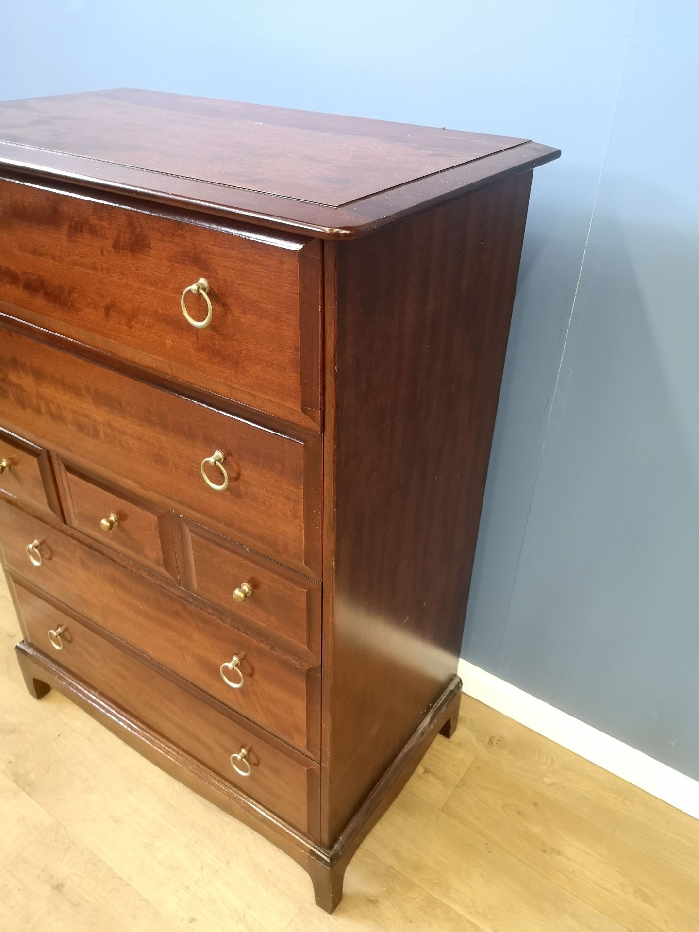 Stag chest of drawers - Image 4 of 6