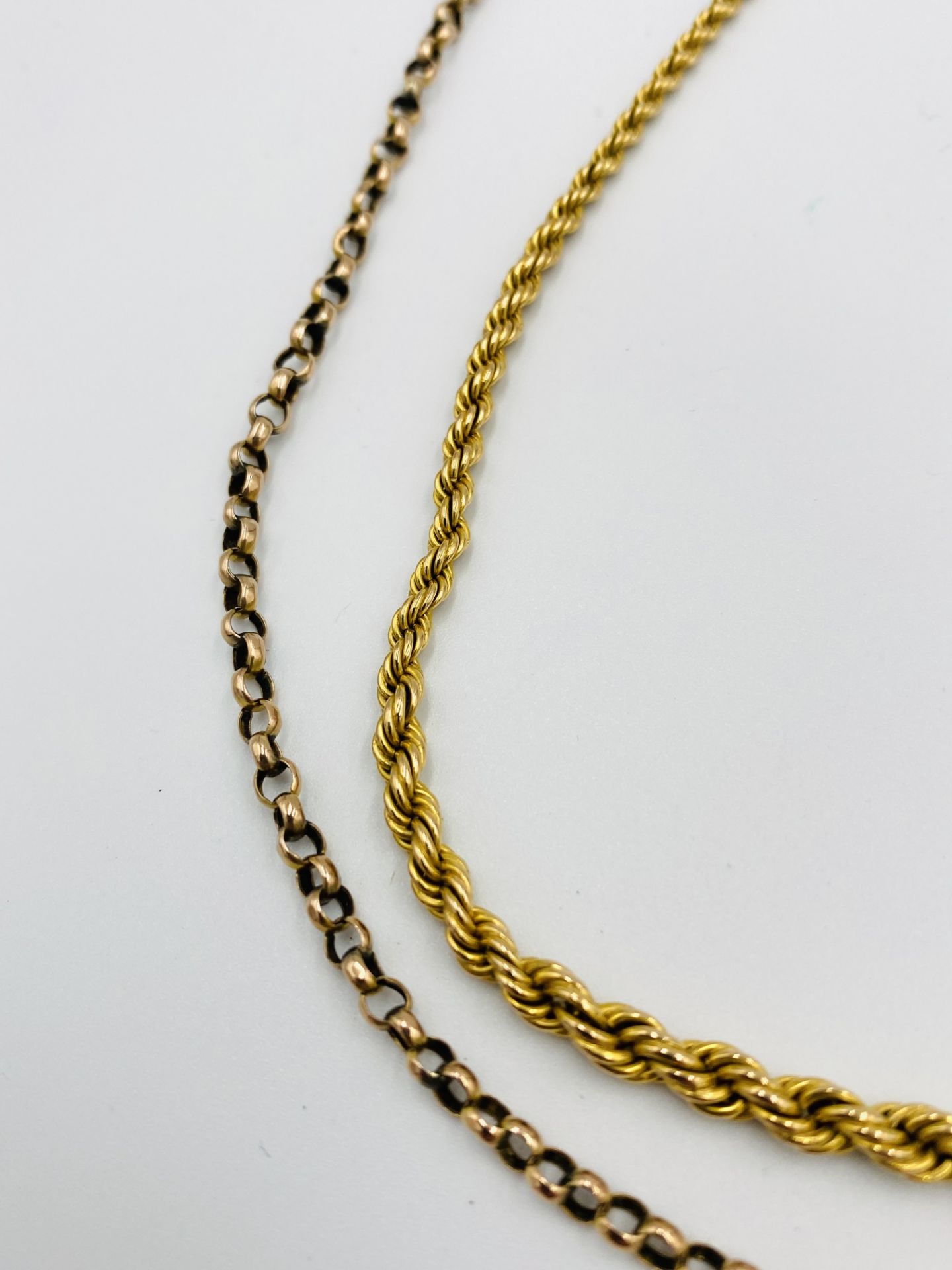 9ct gold link chain together with a gold plated rope twist chain - Image 2 of 6