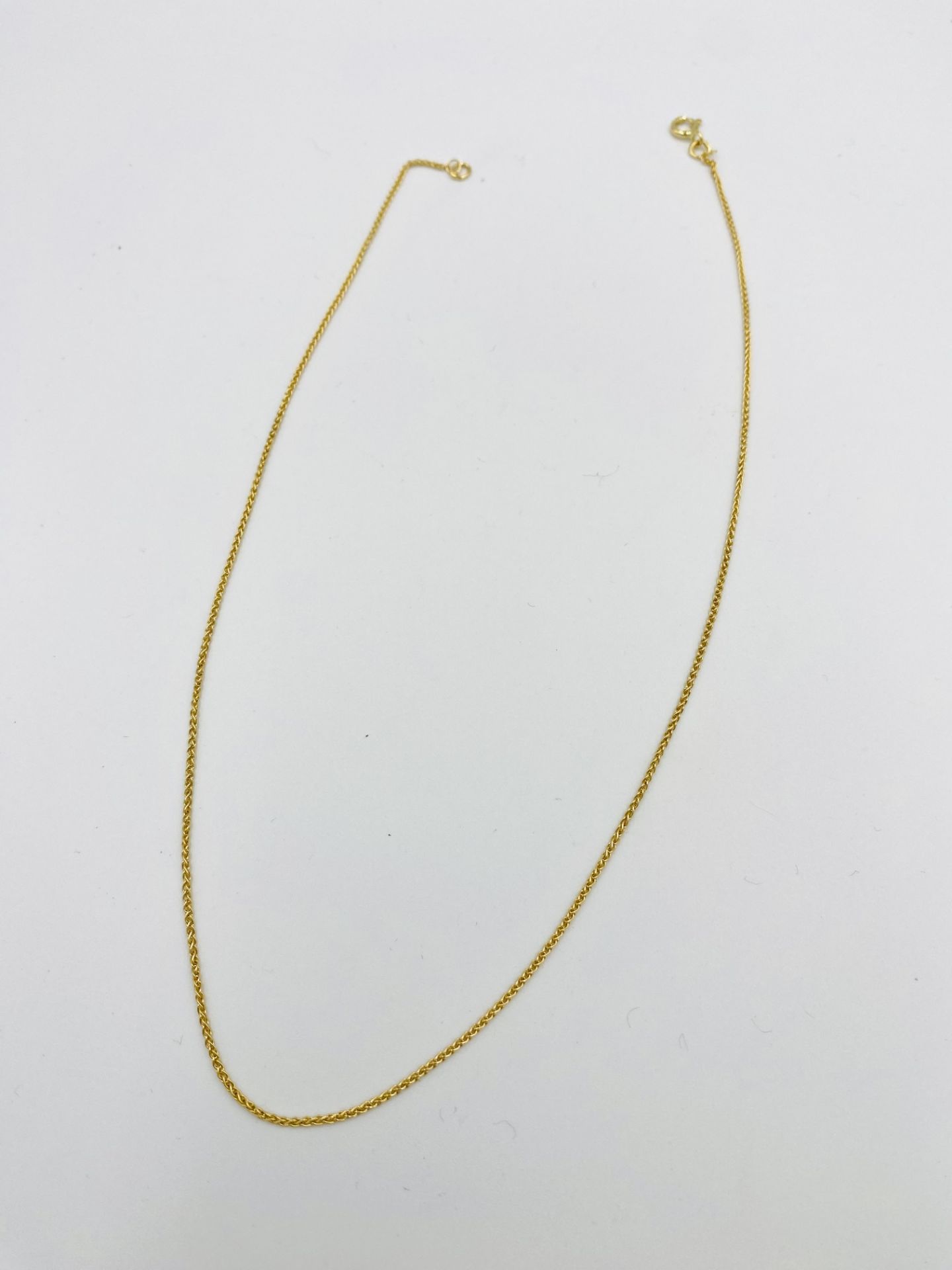 18ct gold fine chain