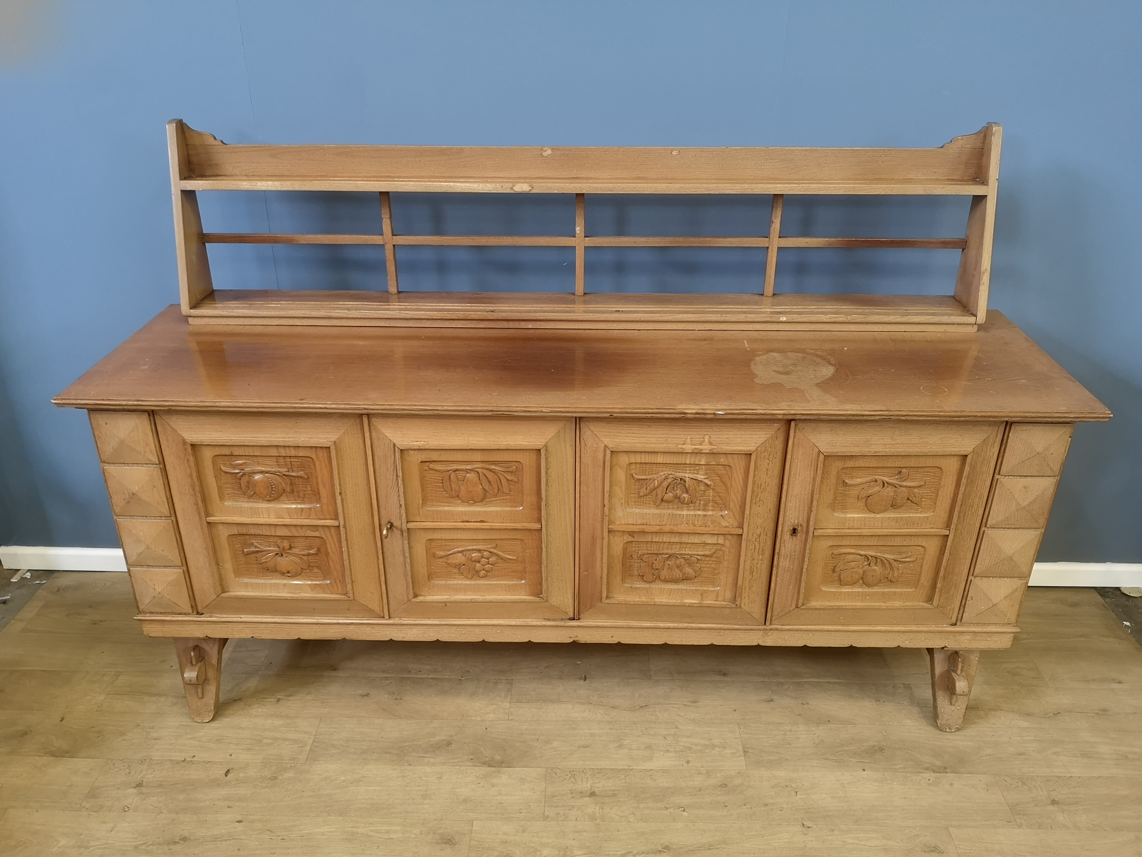 Oak sideboard - Image 2 of 6