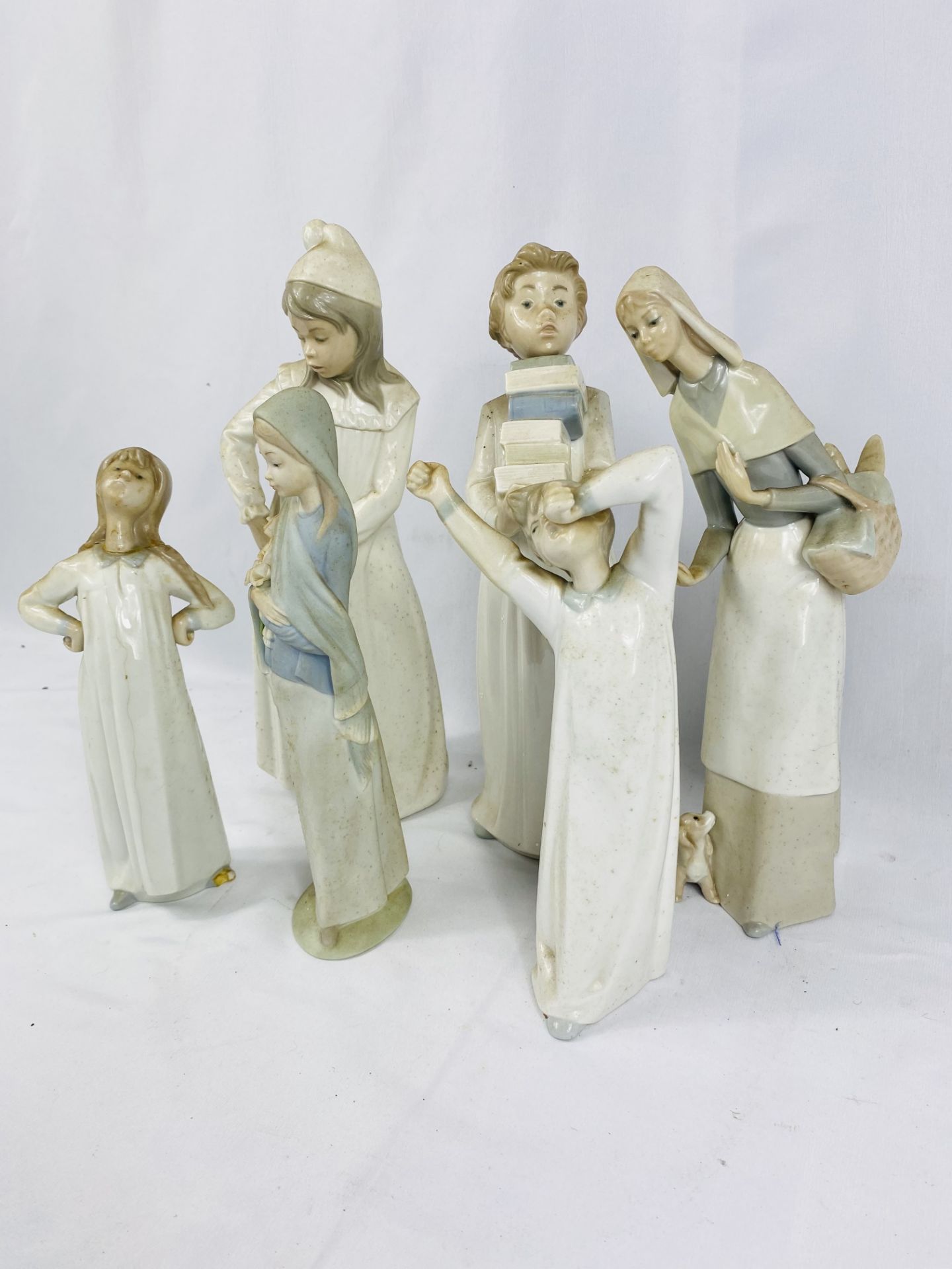 Six Lladro and Nao figurines - Image 3 of 3