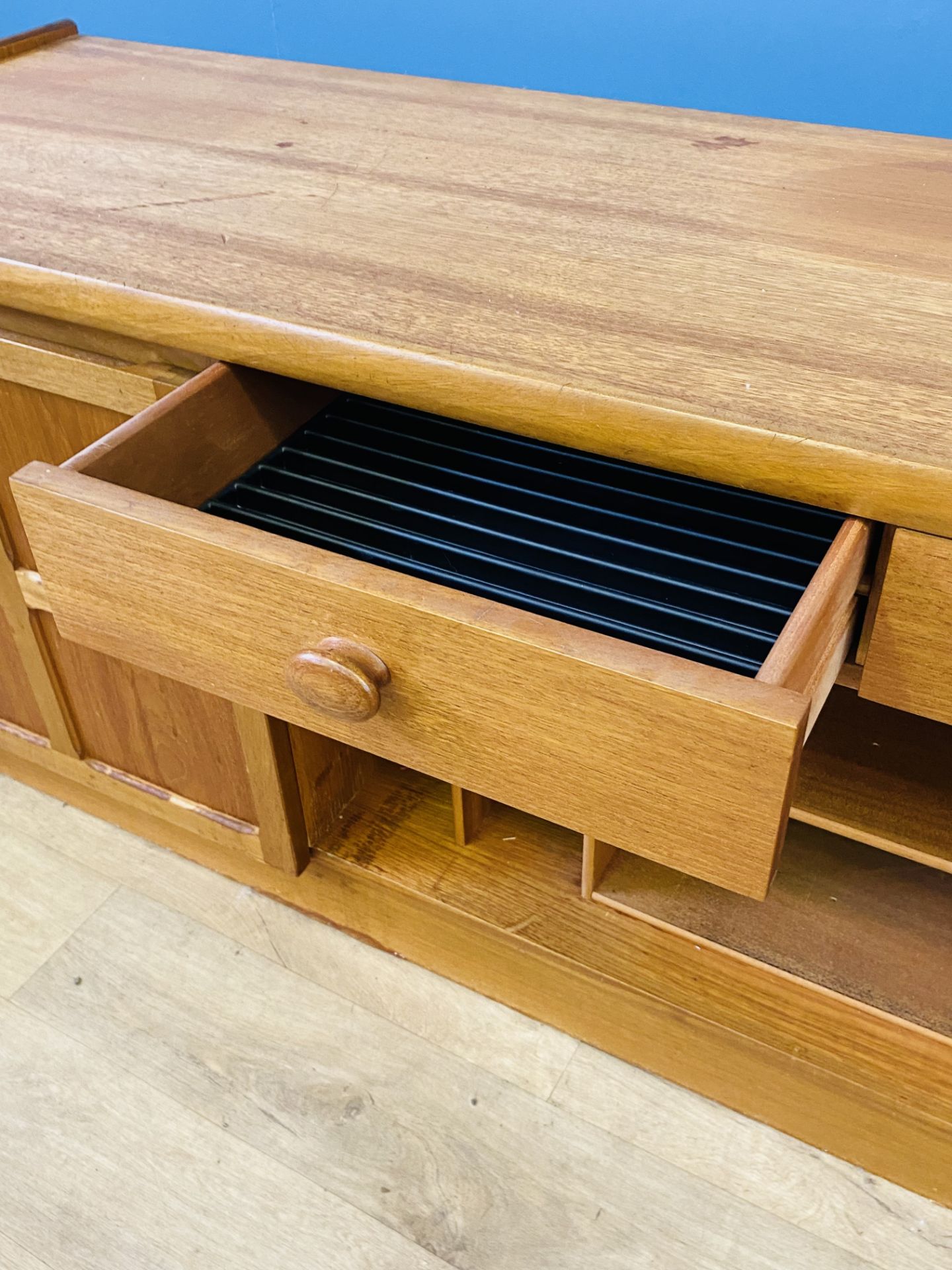 Nathan teak sideboard - Image 5 of 5