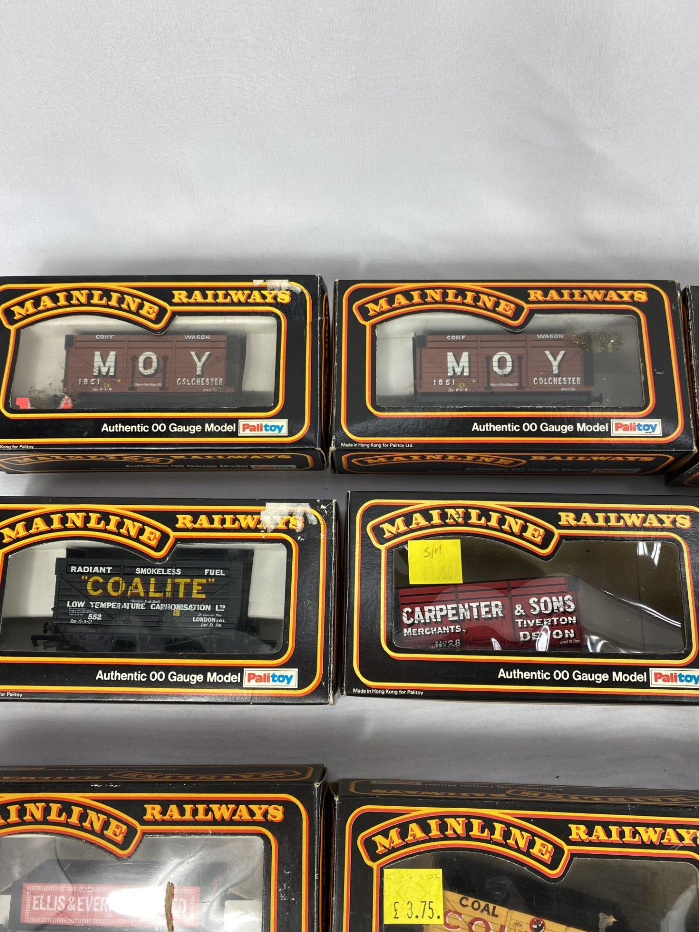 Fifteen boxed mainline Railways 00 gauge model wagons - Image 2 of 7