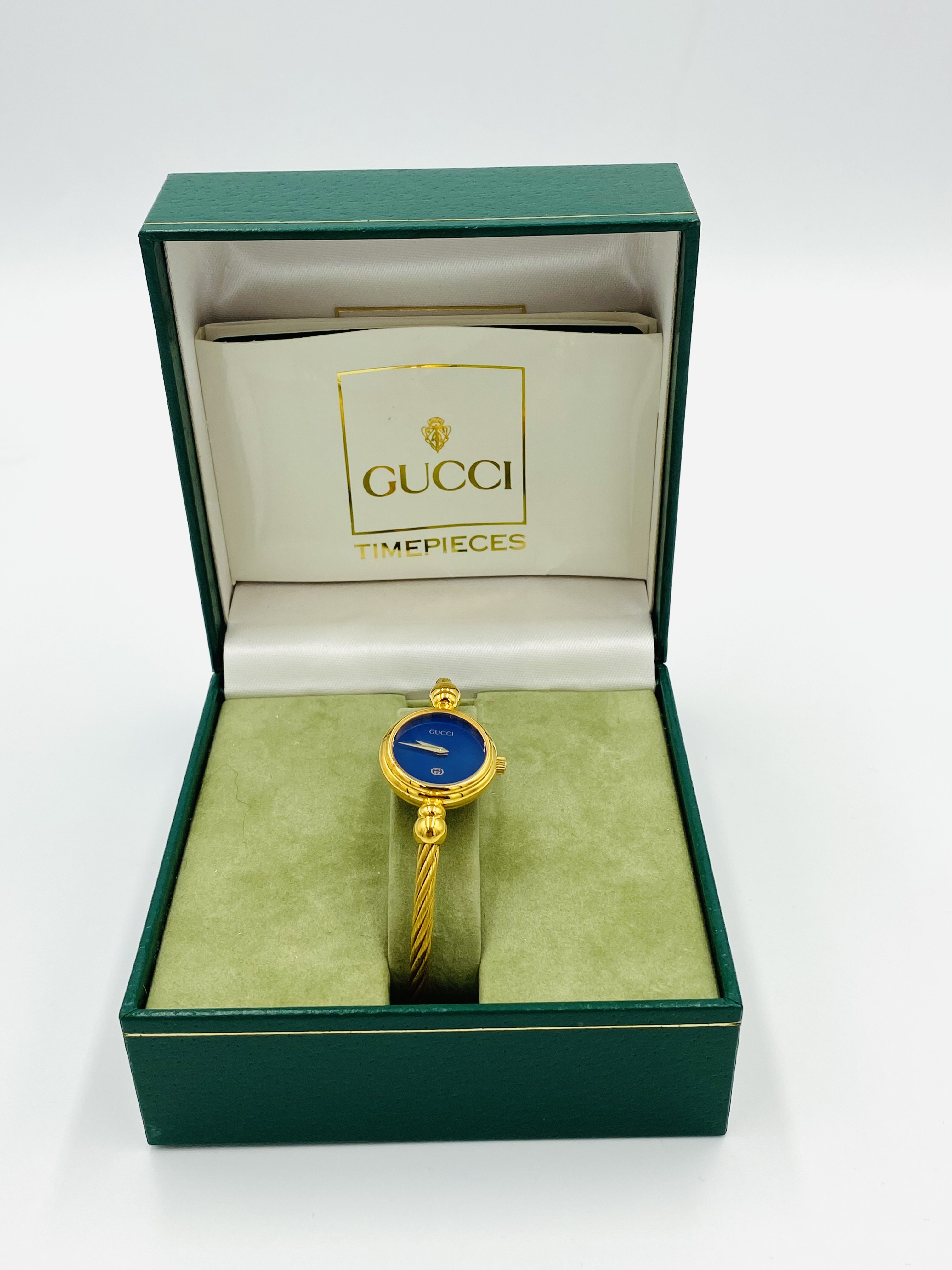 Gucci 2700L gold plated quartz wrist watch