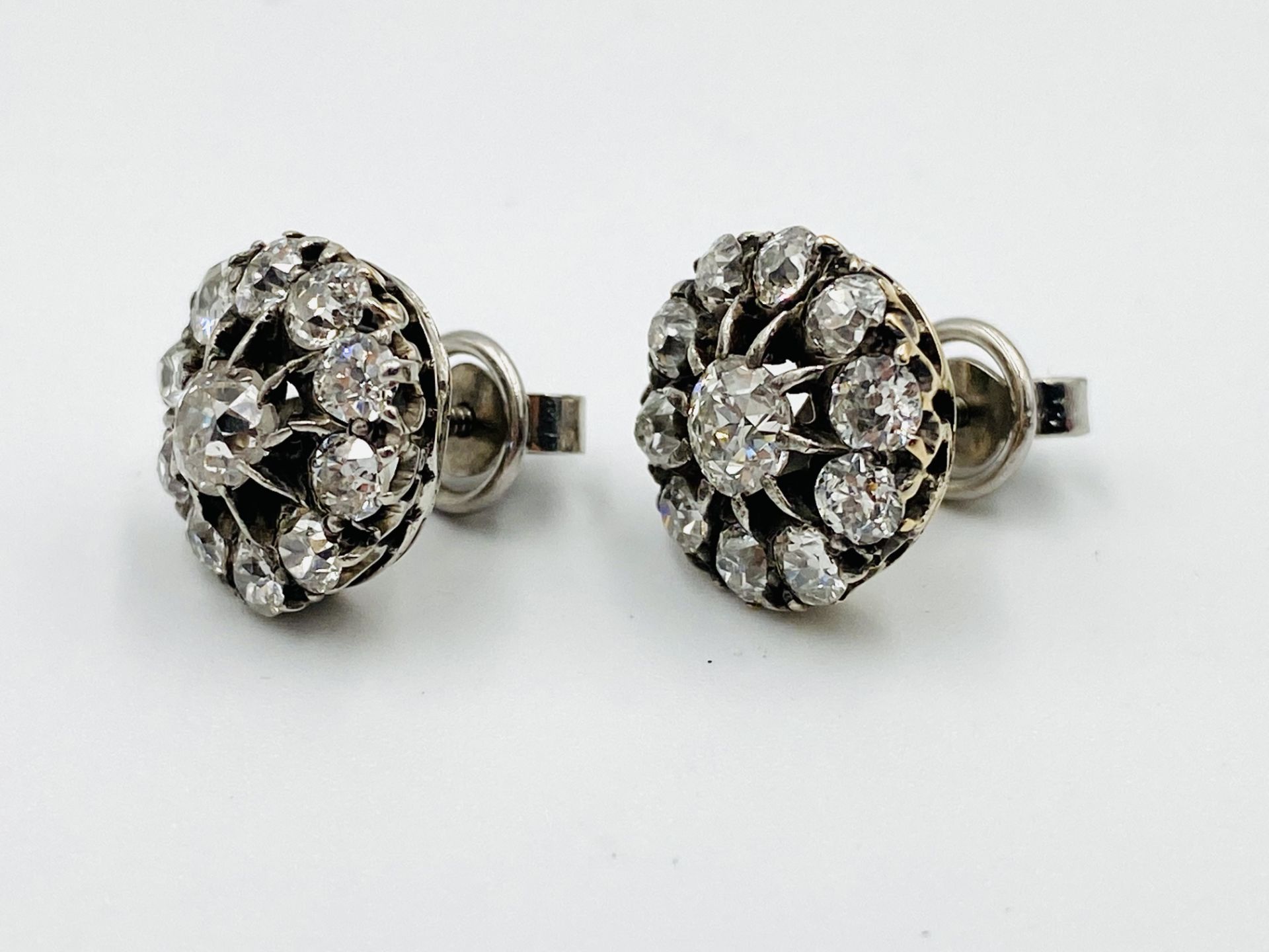 Pair of Victorian white gold and diamond floral earrings - Image 3 of 4