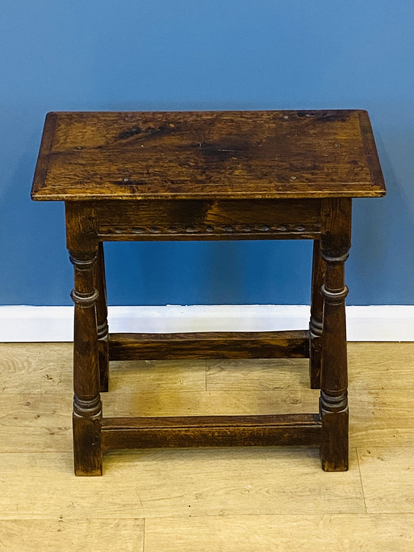 Oak joint stool - Image 4 of 4