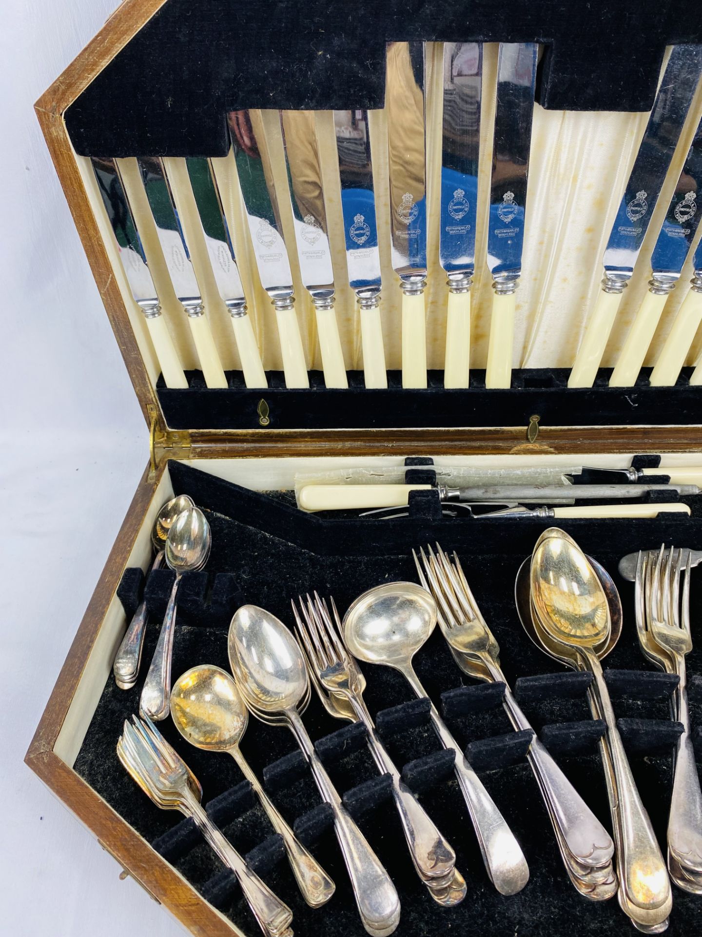 Canteen of silver plated cutlery, six plate settings, part set. - Image 2 of 4