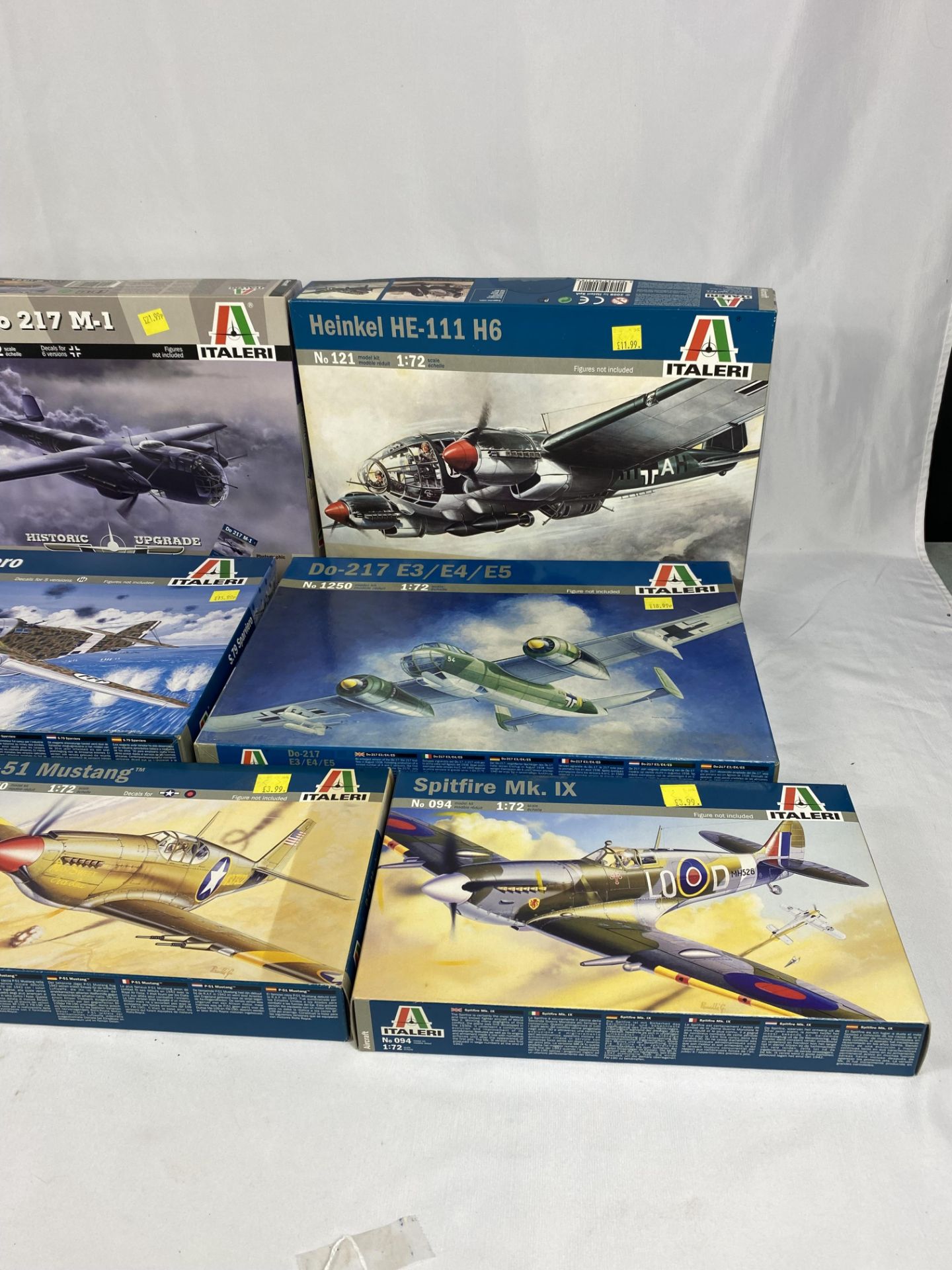 Ten Italeri model aeroplane kits - Image 4 of 5
