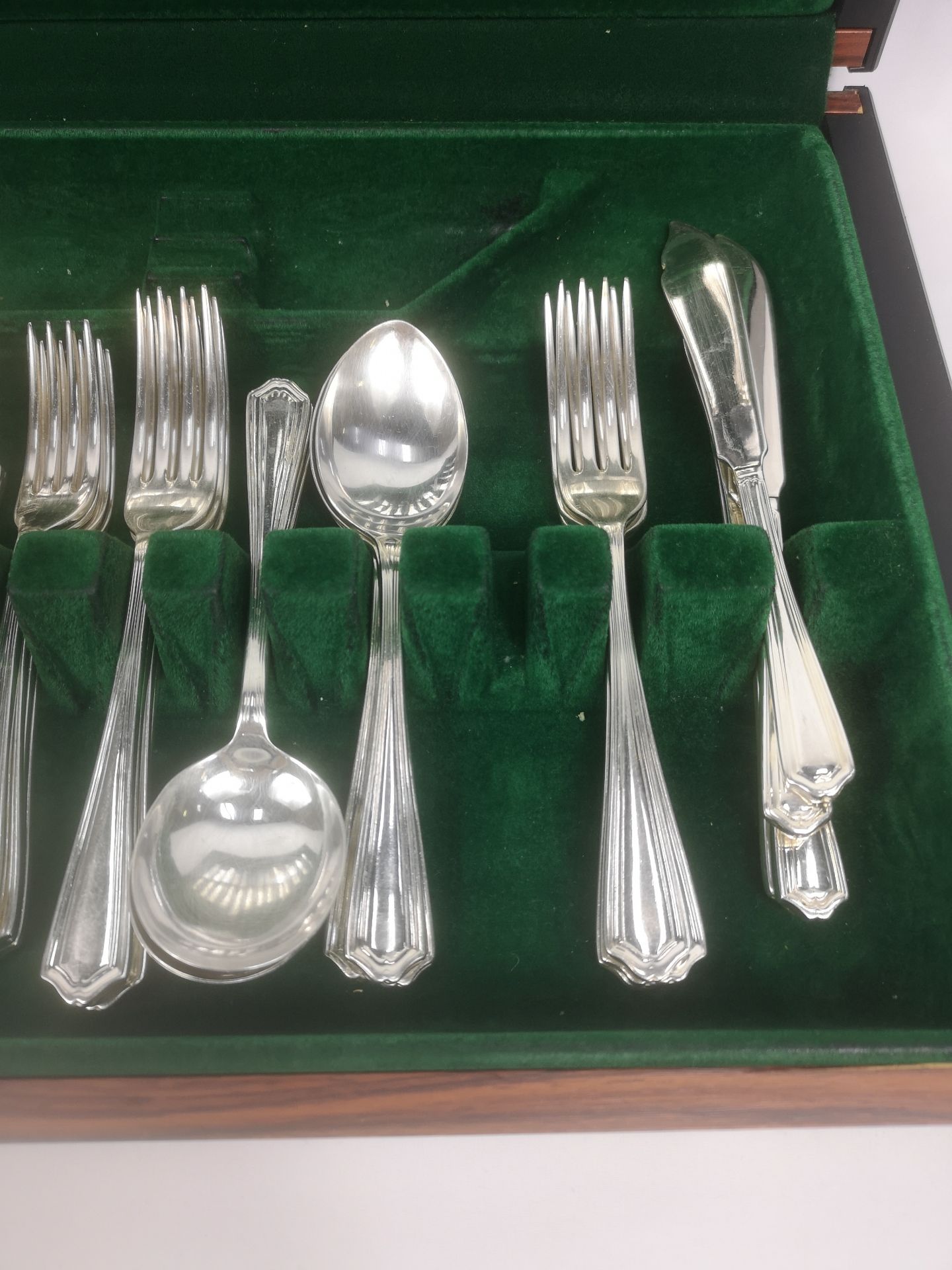 Eight place canteen of silver plate cutlery - Image 6 of 6