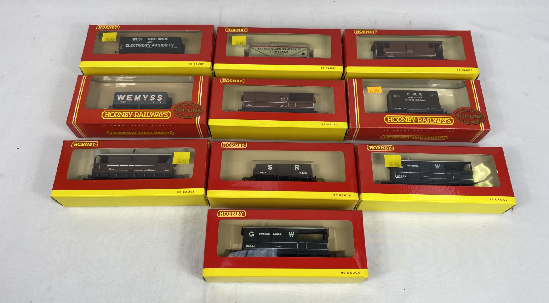 Ten Hornby 00 gauge wagons. - Image 5 of 5