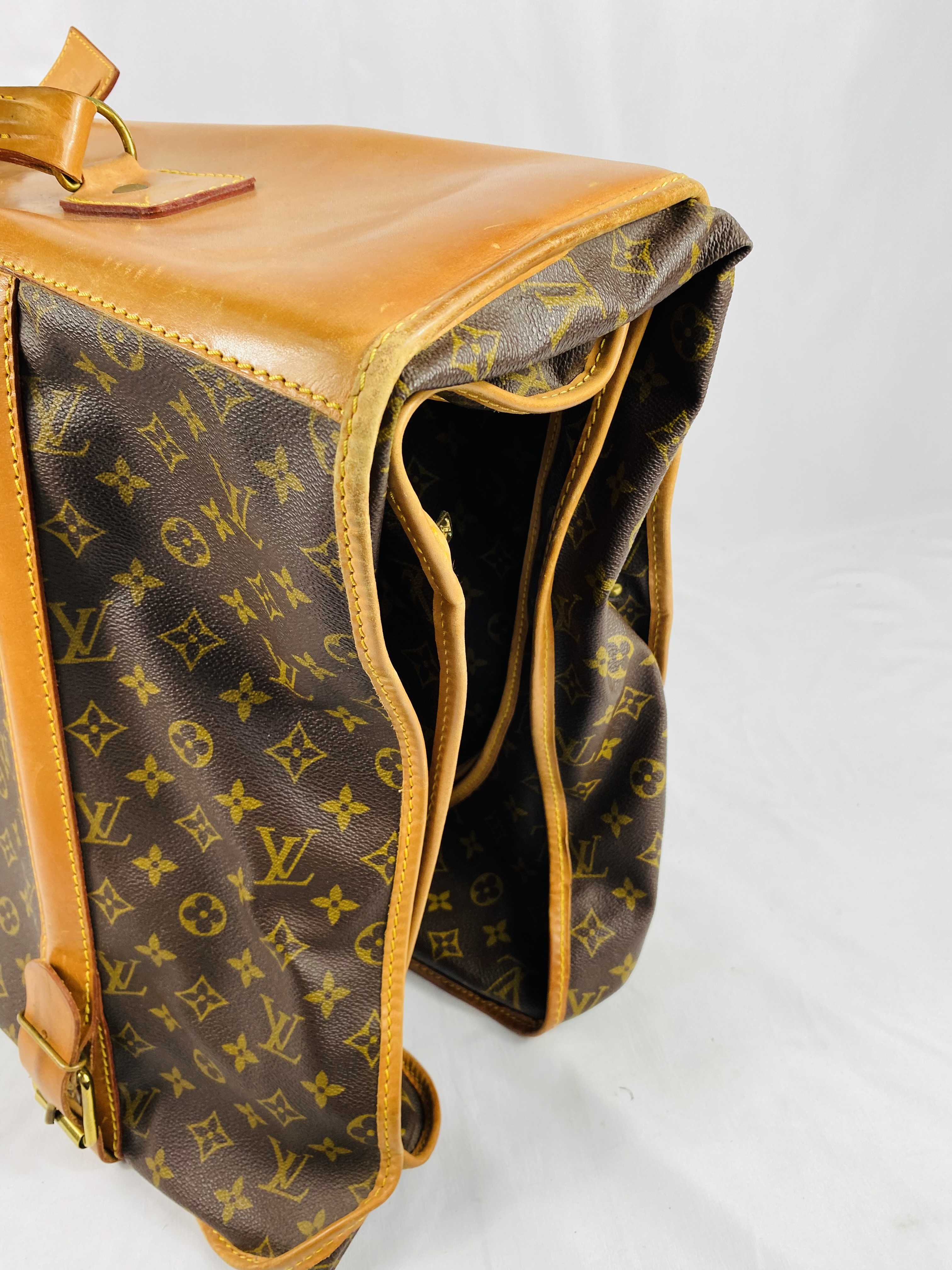 Louis Vuitton suit carrier - Image 2 of 6