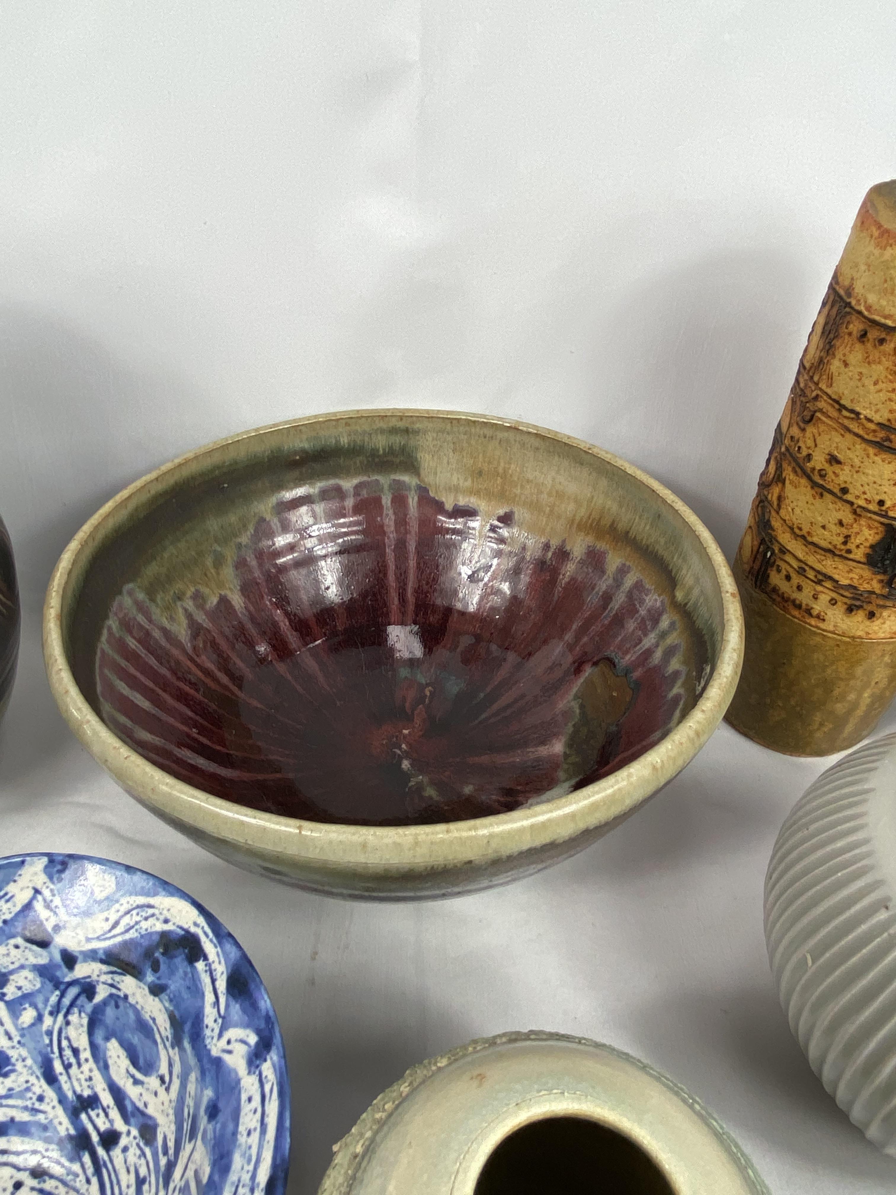 Quantity of studio pottery - Image 3 of 7