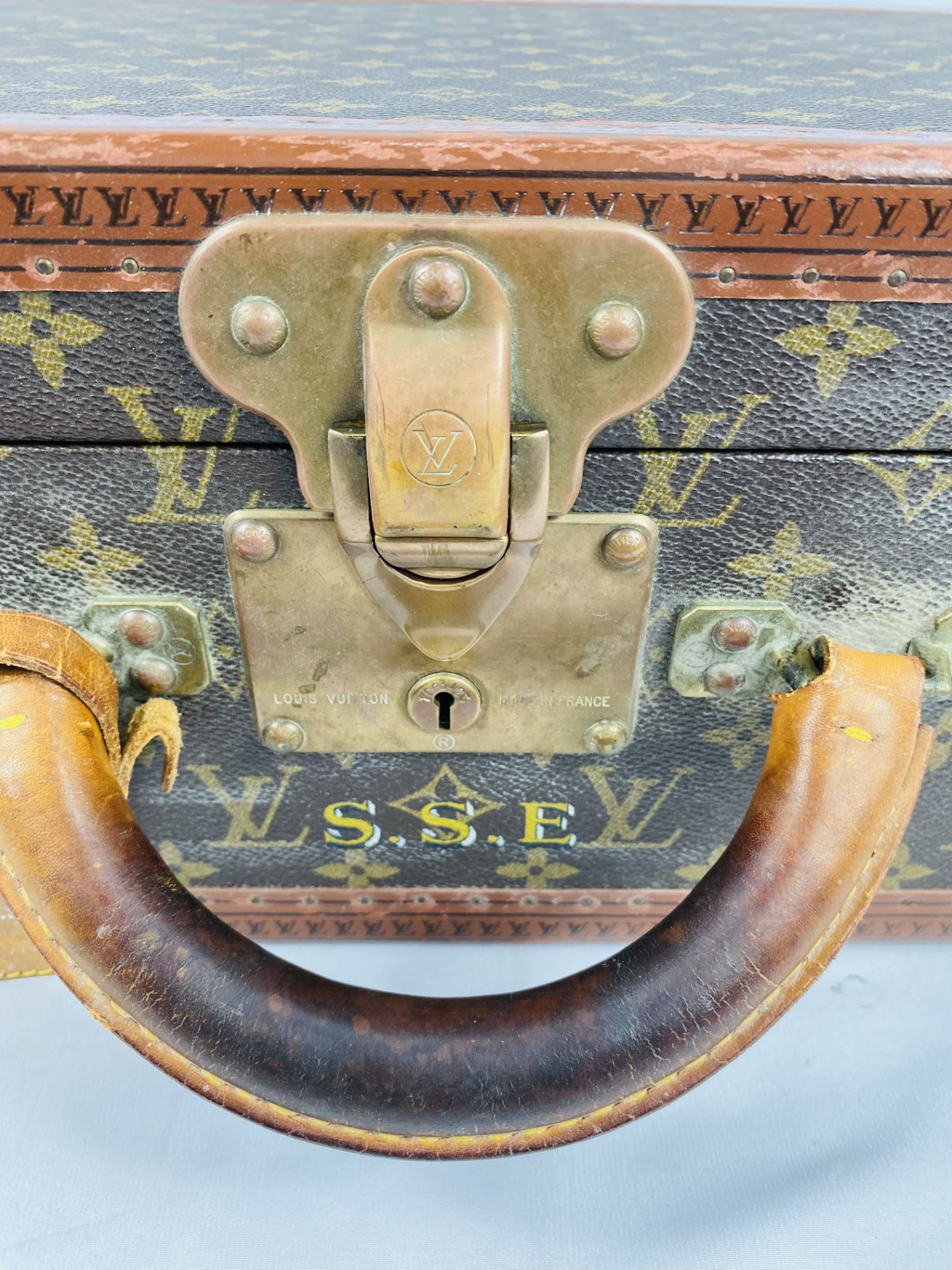 Louis Vuitton suitcase with protective cover - Image 5 of 10