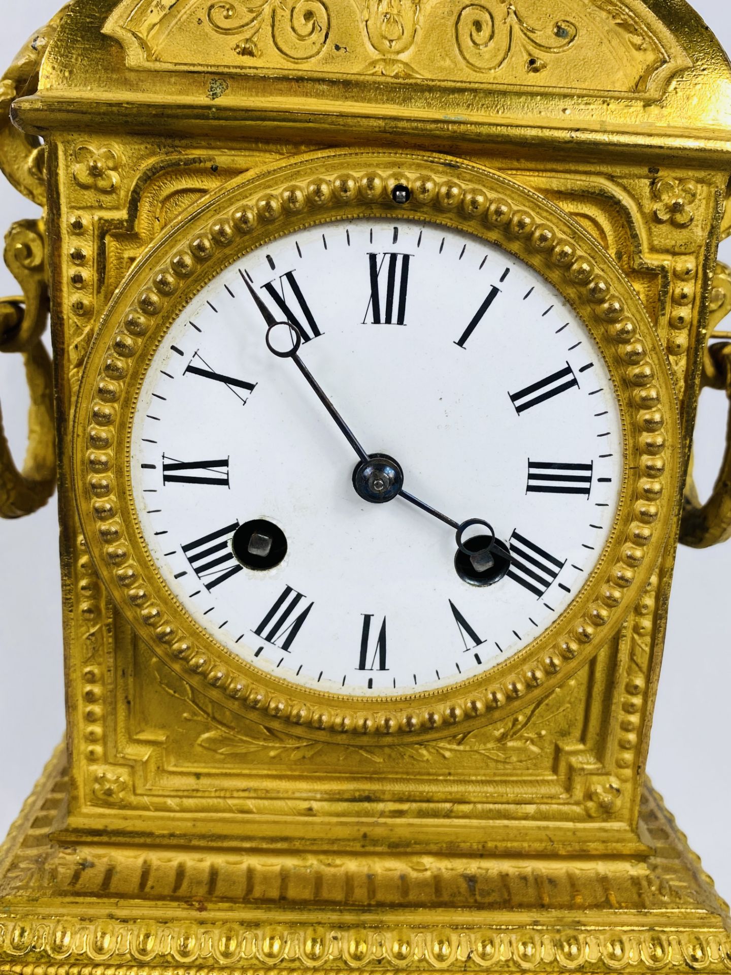 French ormolu and enamel mantel clock - Image 5 of 6