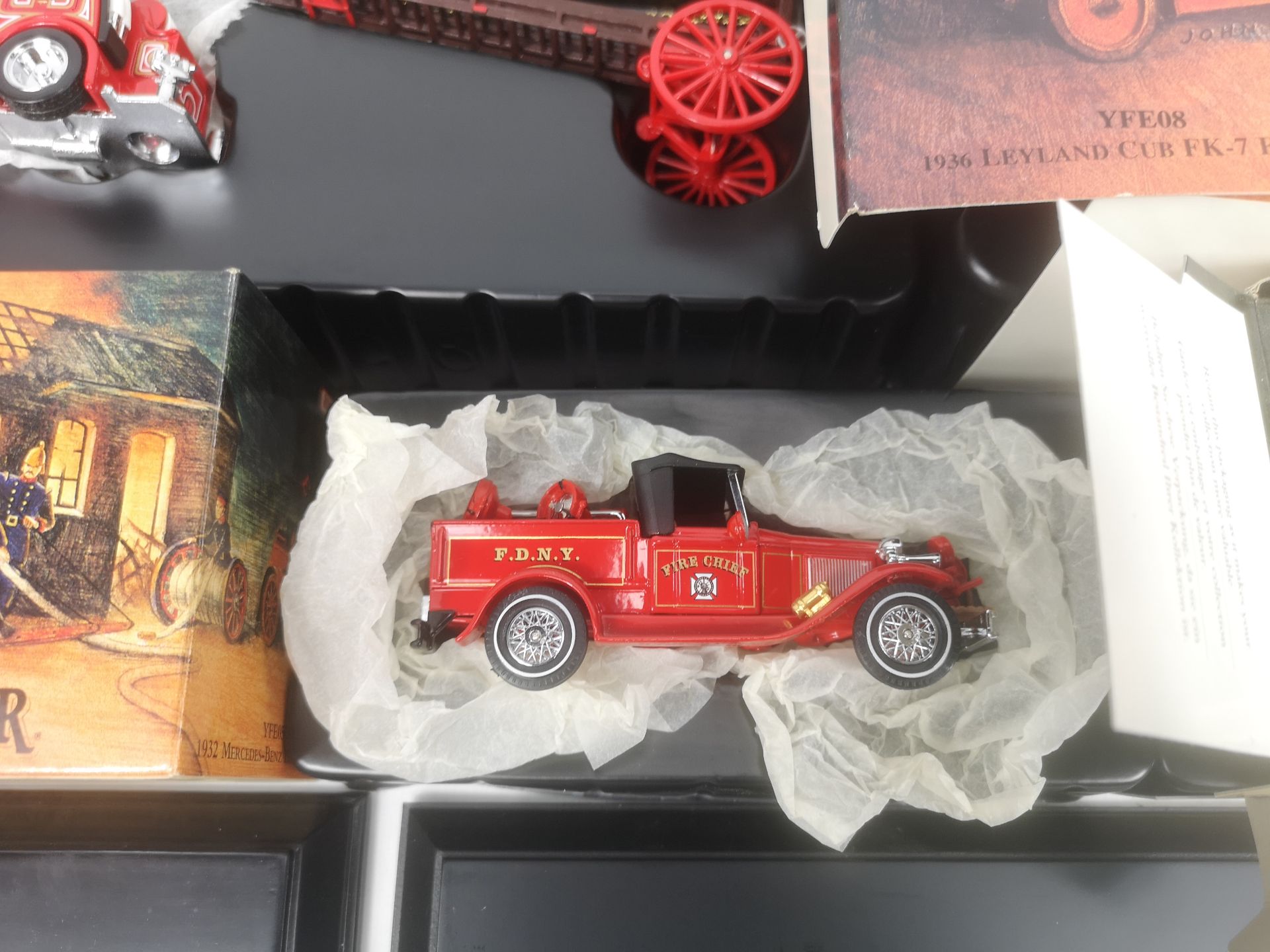 Seven Models of Yesteryear fire engines - Image 4 of 4