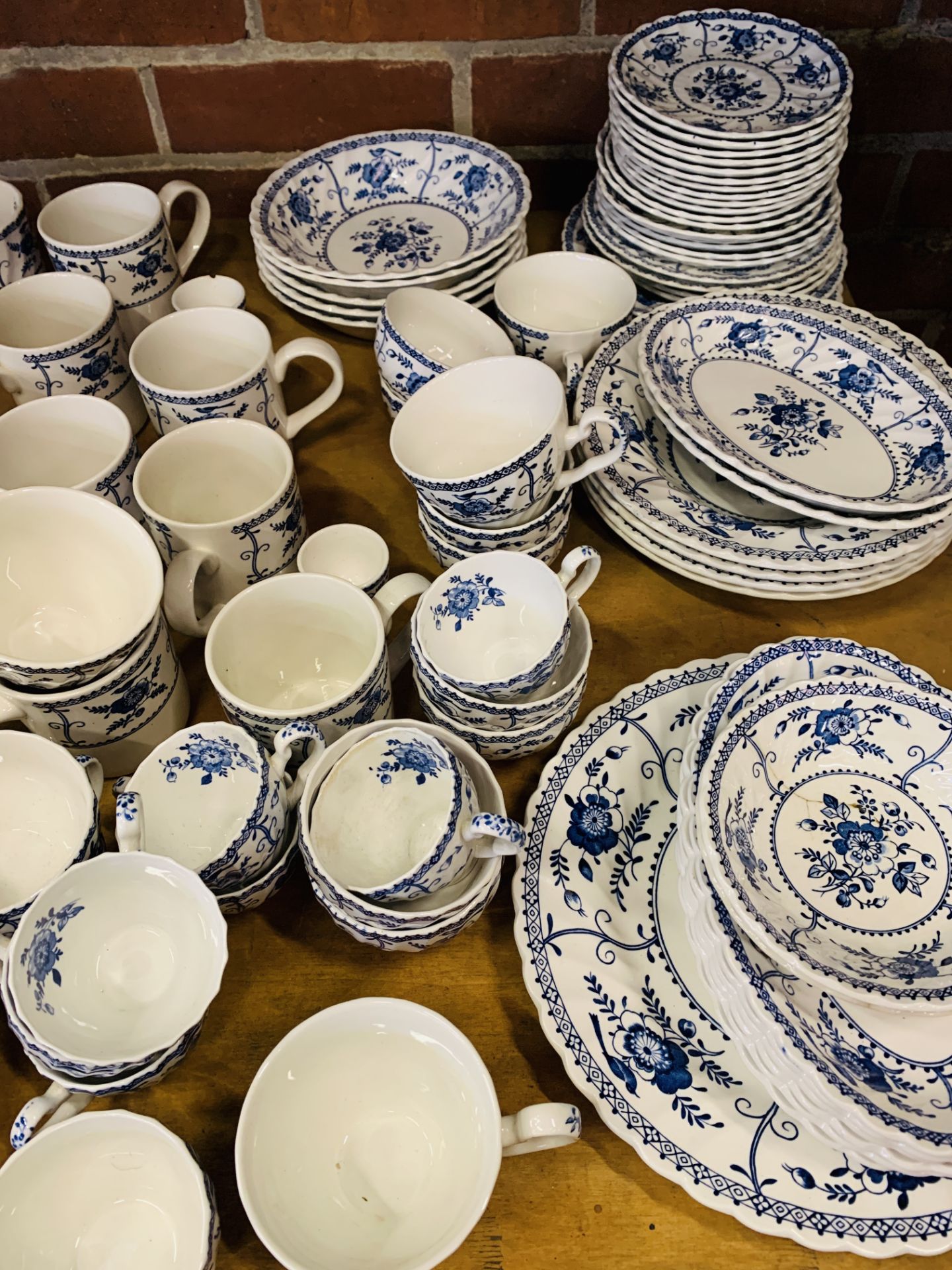 Johnson Brothers Indies Ironstone part dinner service - Image 2 of 5