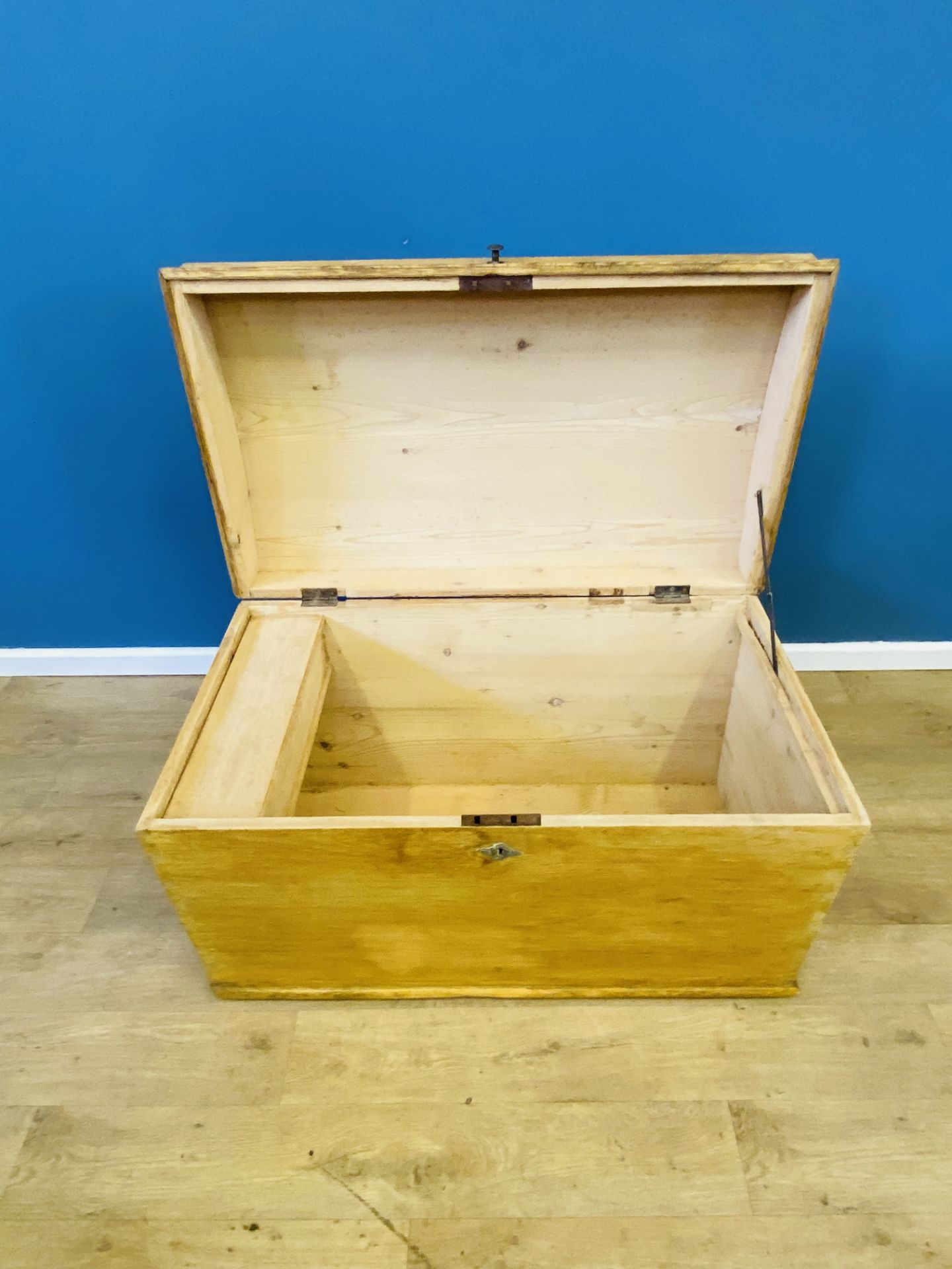 Pine dome top chest - Image 5 of 5