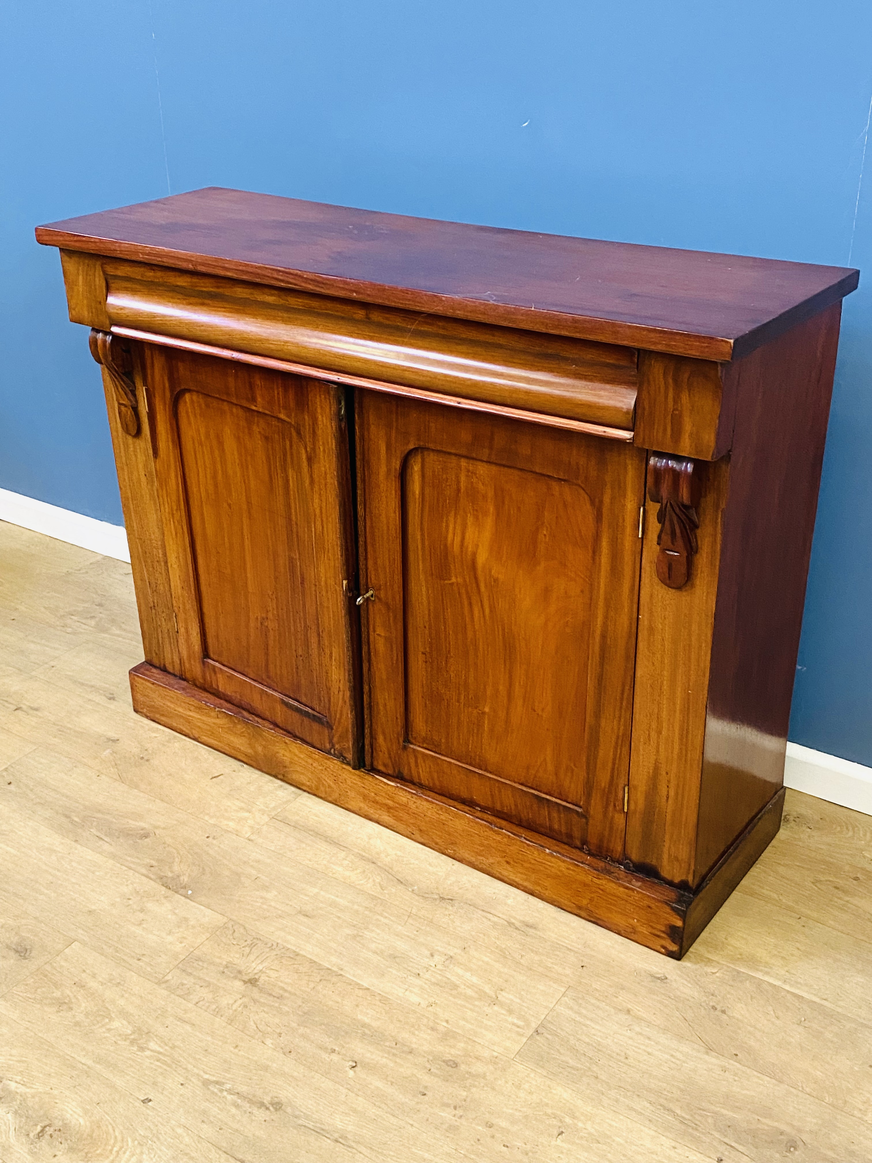 Mahogany sideboard - Image 2 of 4