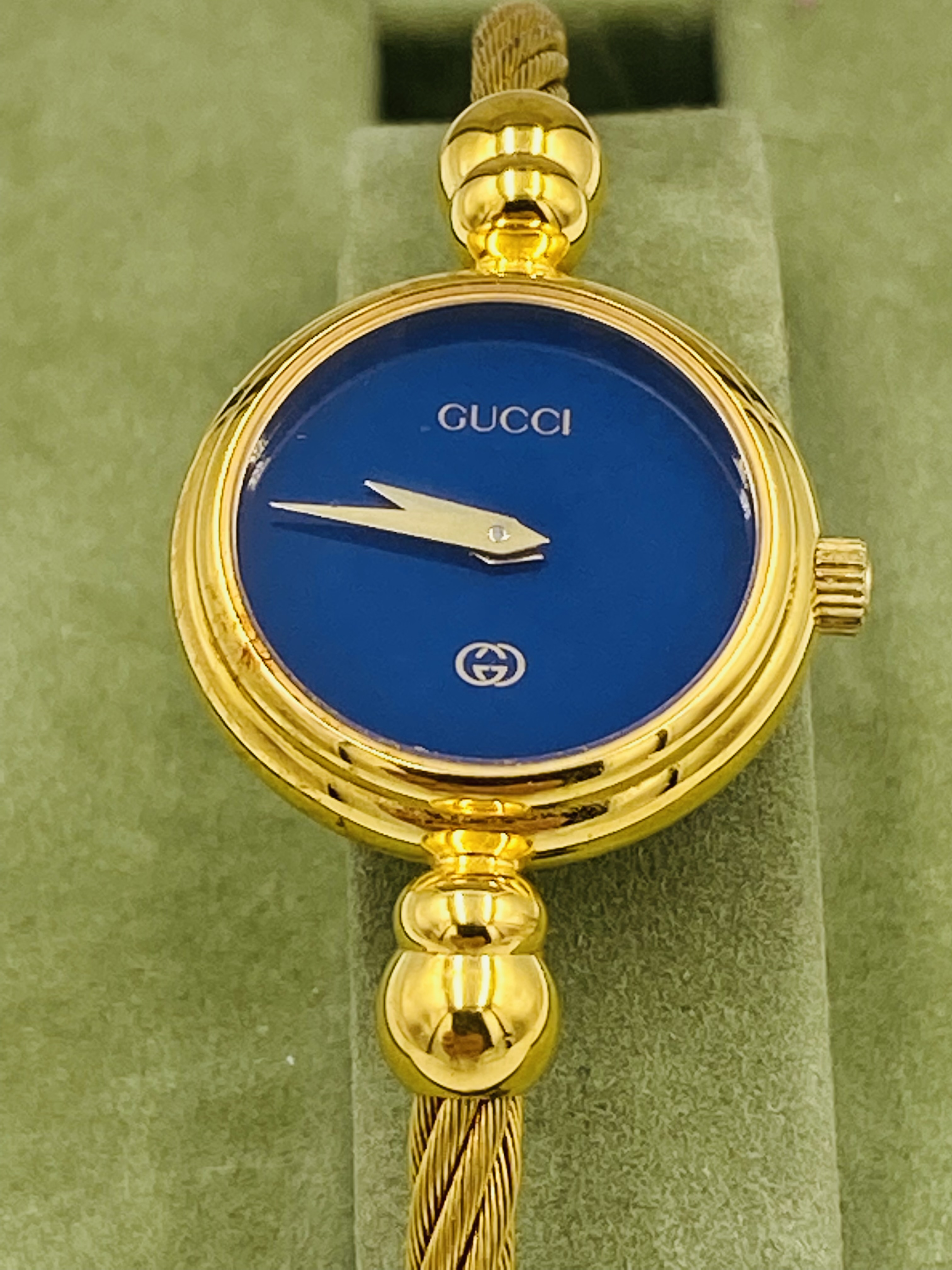 Gucci 2700L gold plated quartz wrist watch - Image 2 of 6