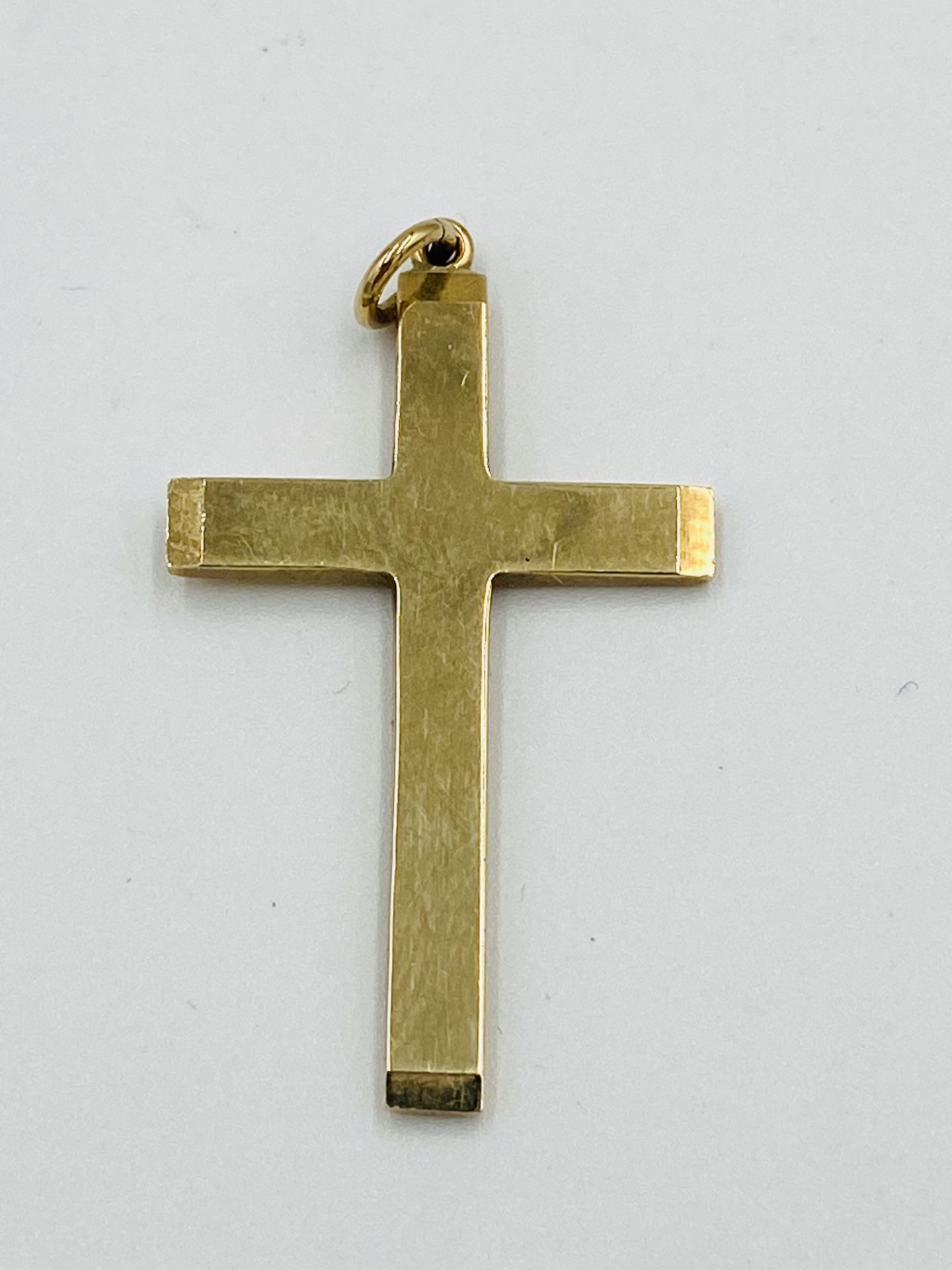 9ct gold cross pendant - Image 3 of 3