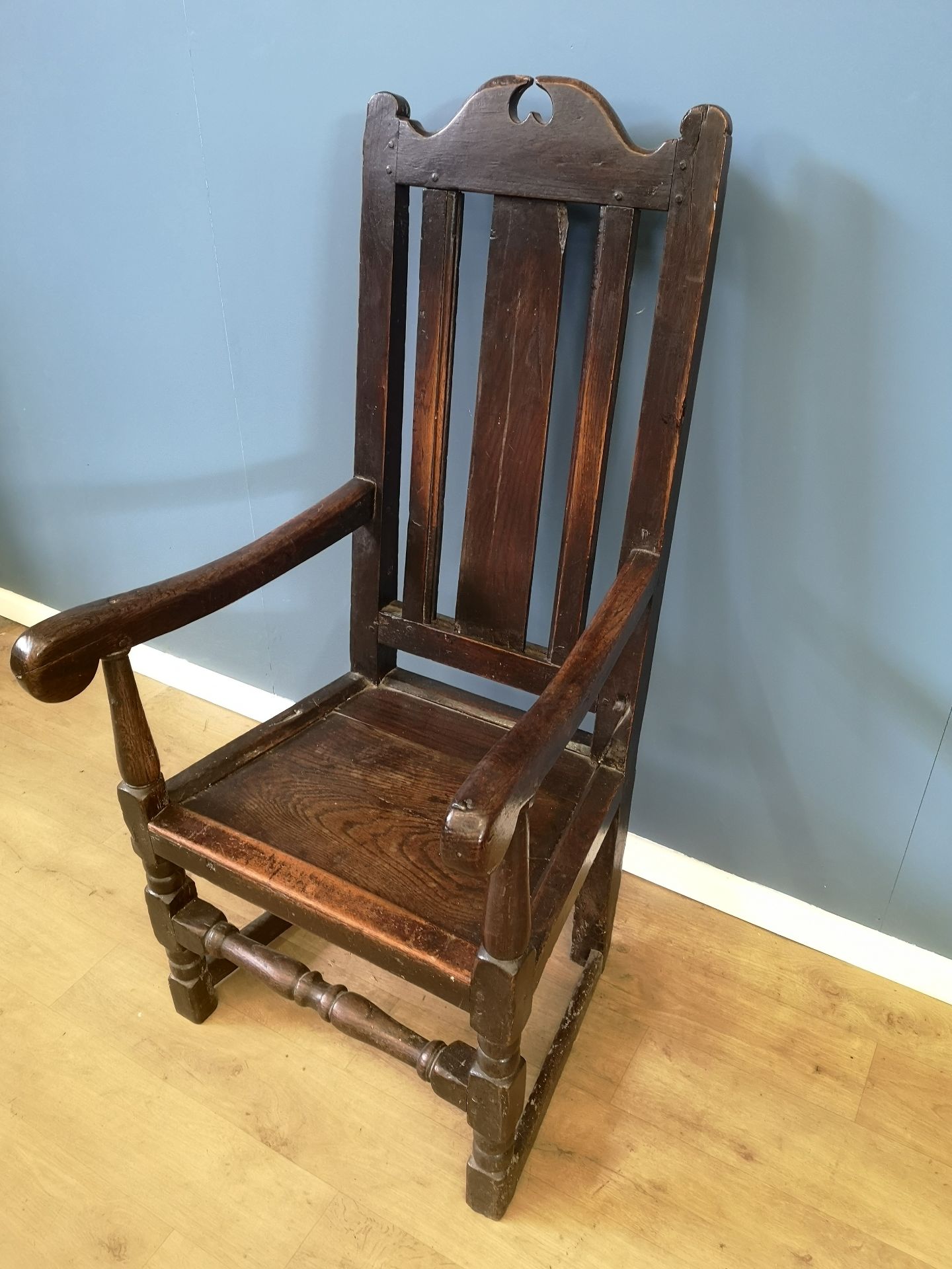Oak and elm rail back armchair - Image 3 of 5