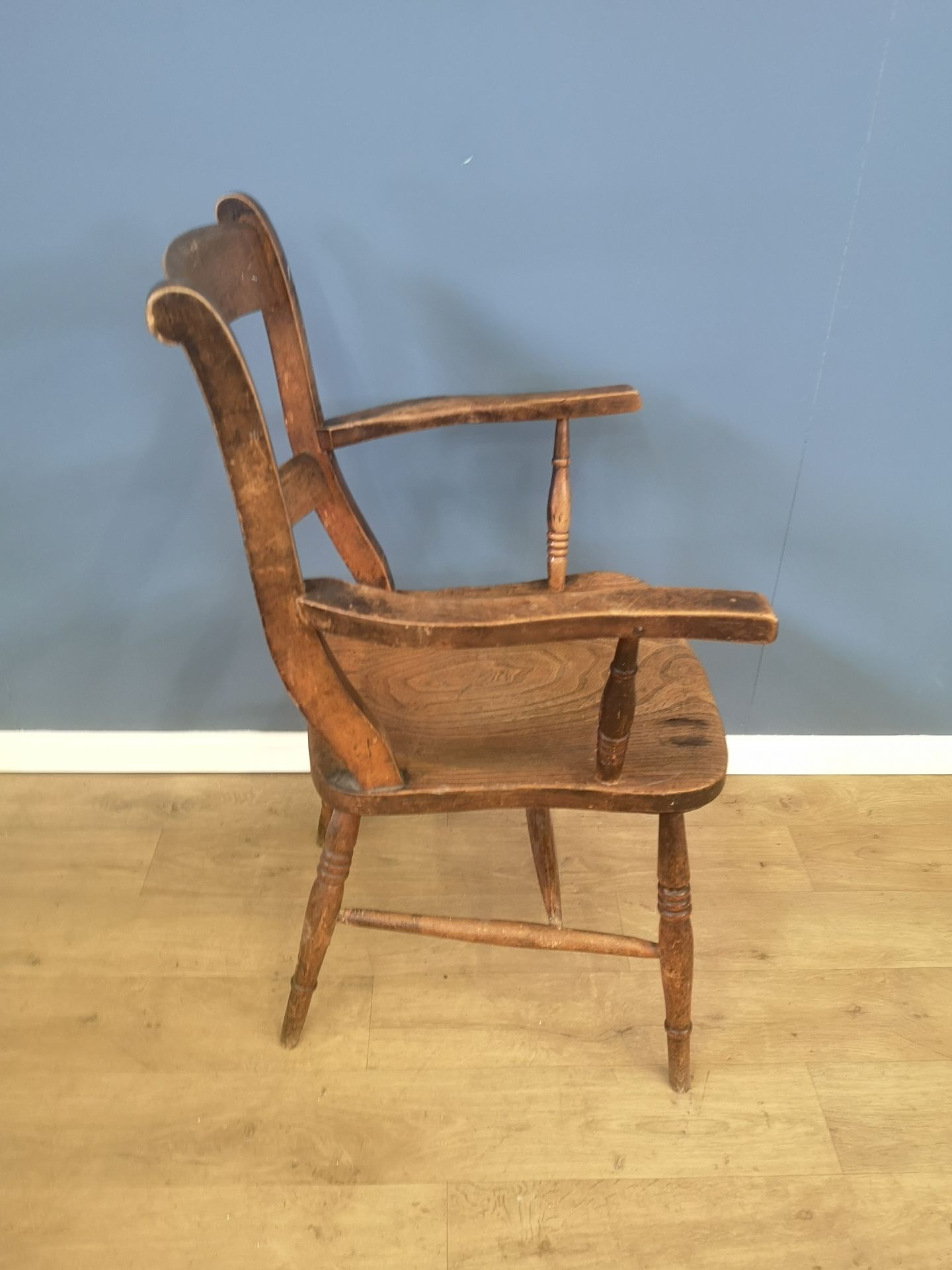 Elm ladder back open armchair - Image 3 of 3