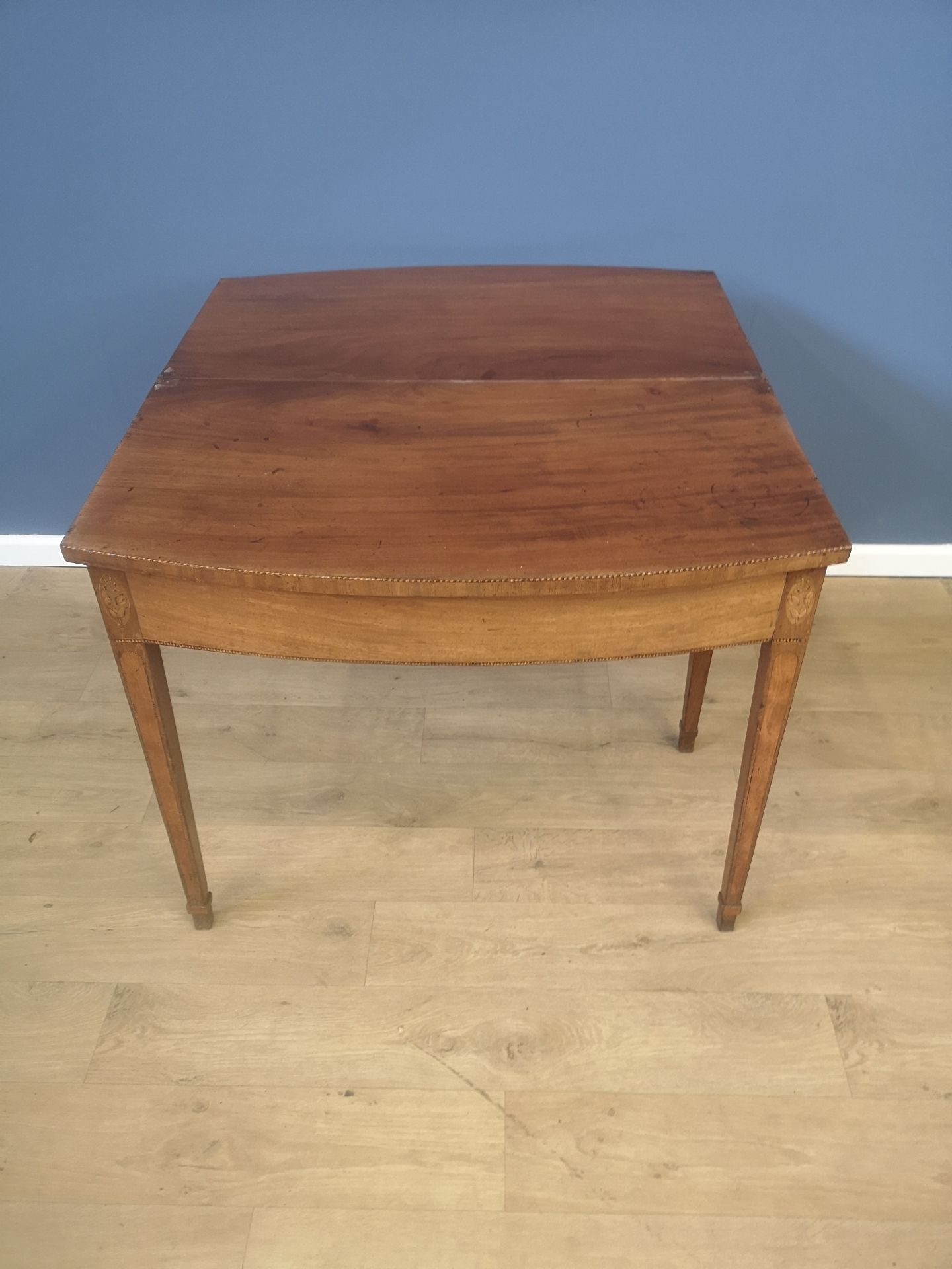 Mahogany tea table - Image 2 of 4