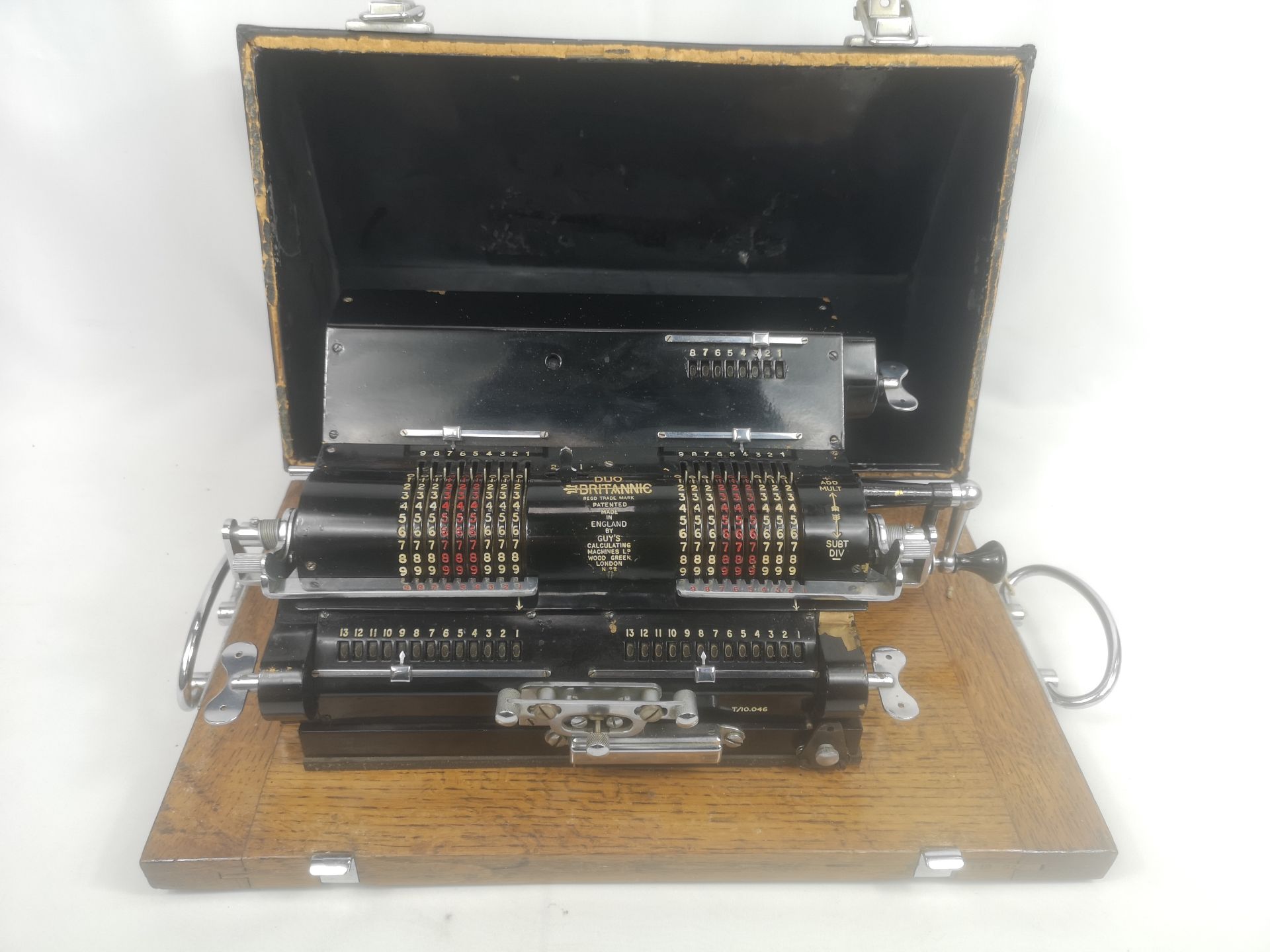 Guy's Calculating Machines Duo Britannic mechanical calculator