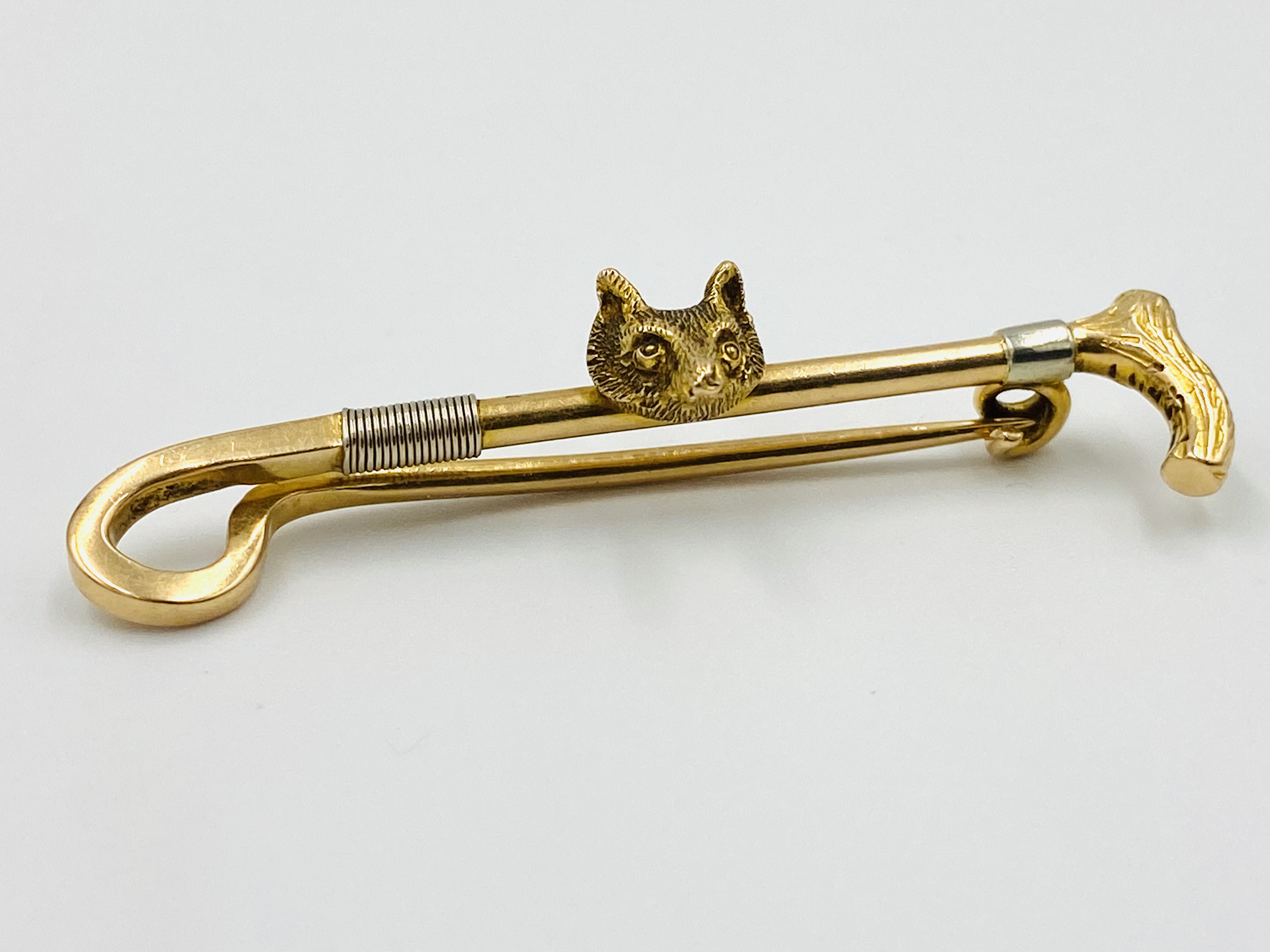 15ct gold fox riding crop pin brooch 4.9g - Image 3 of 4