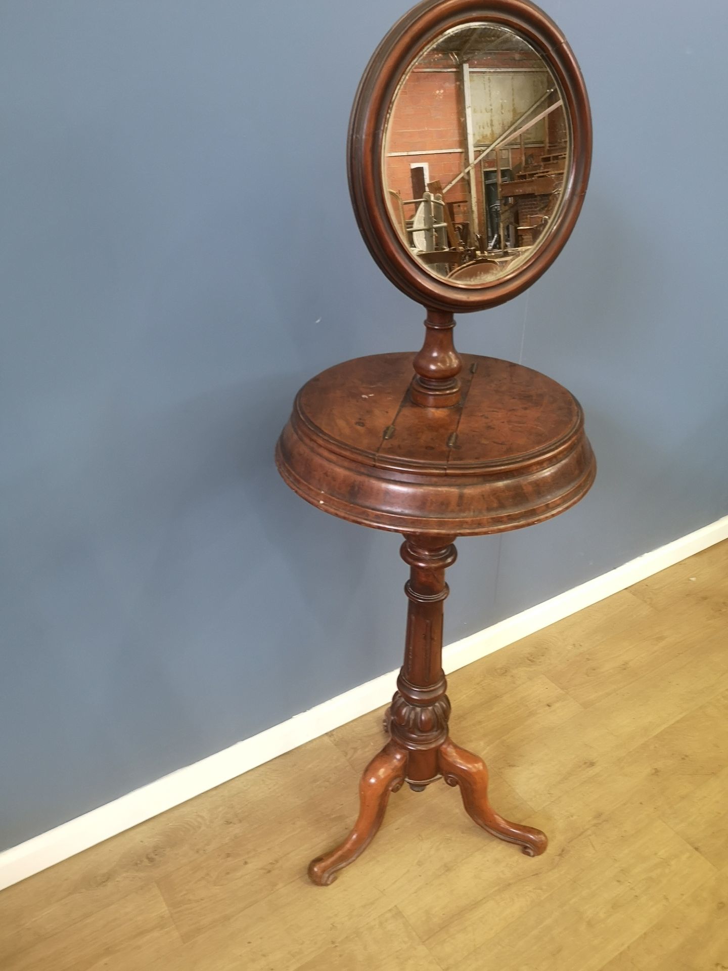 Victorian shaving stand - Image 2 of 4