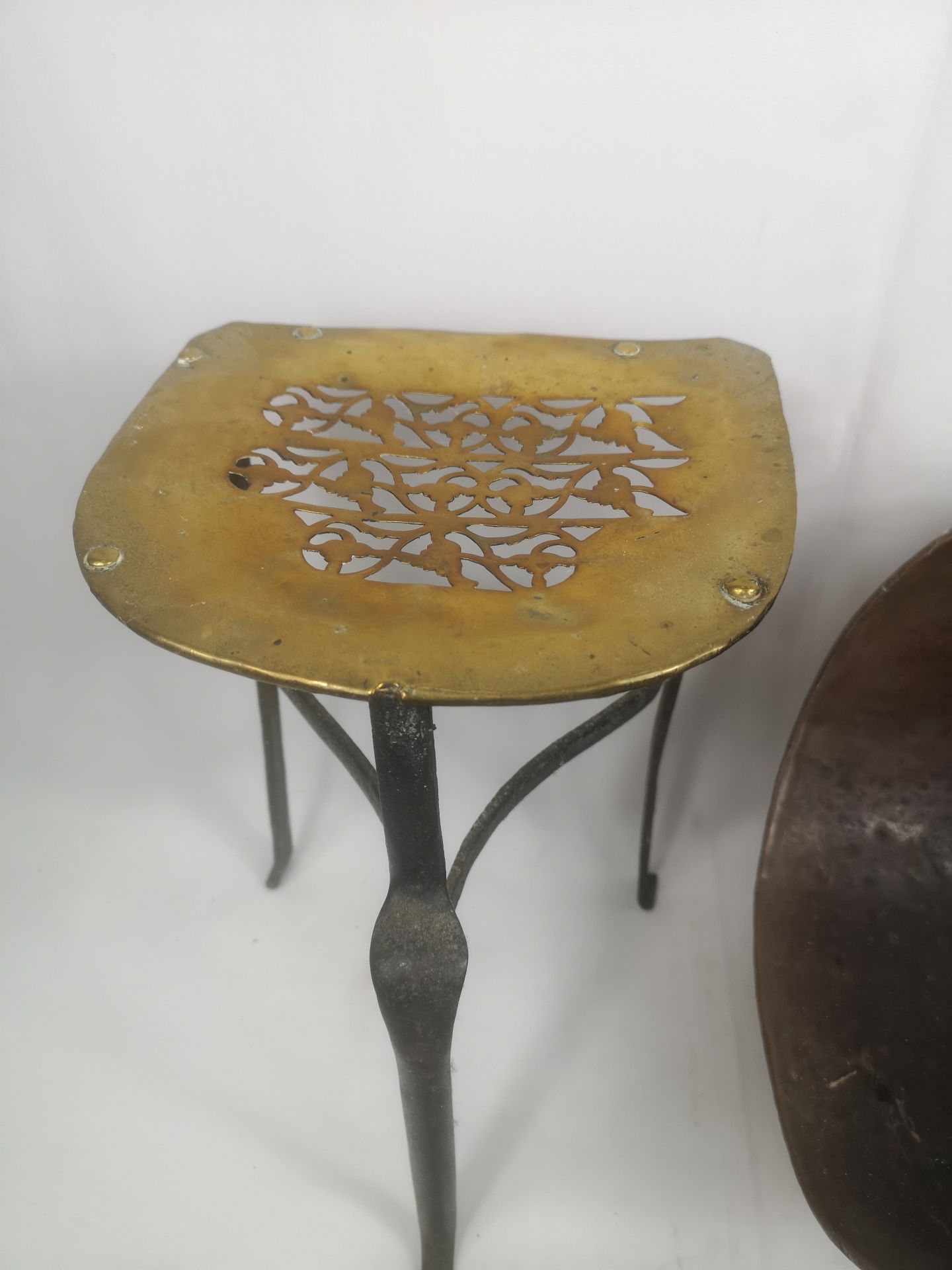 Copper coal scuttle and other items - Image 2 of 5