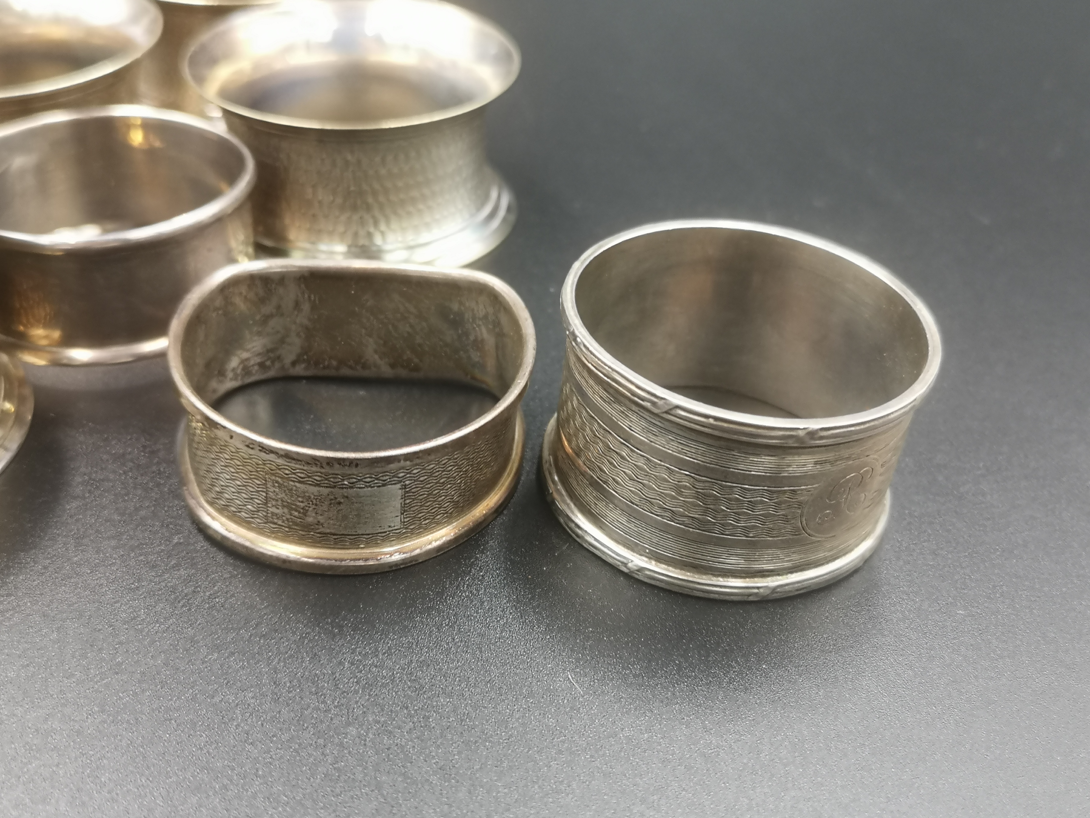 Quantity of silver and silverplate napkin rings - Image 4 of 6
