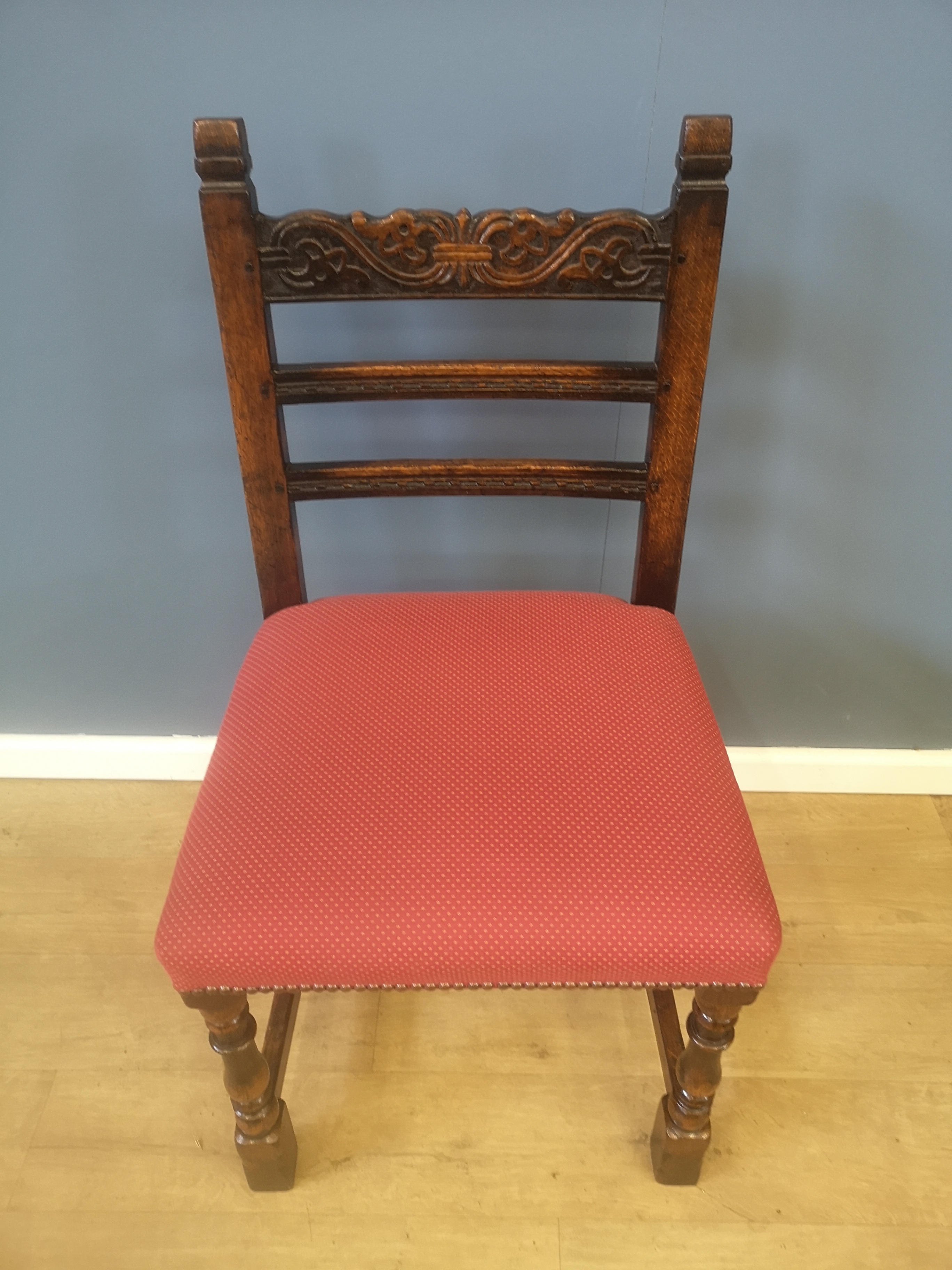 Set of six oak ladderback chairs - Image 2 of 5