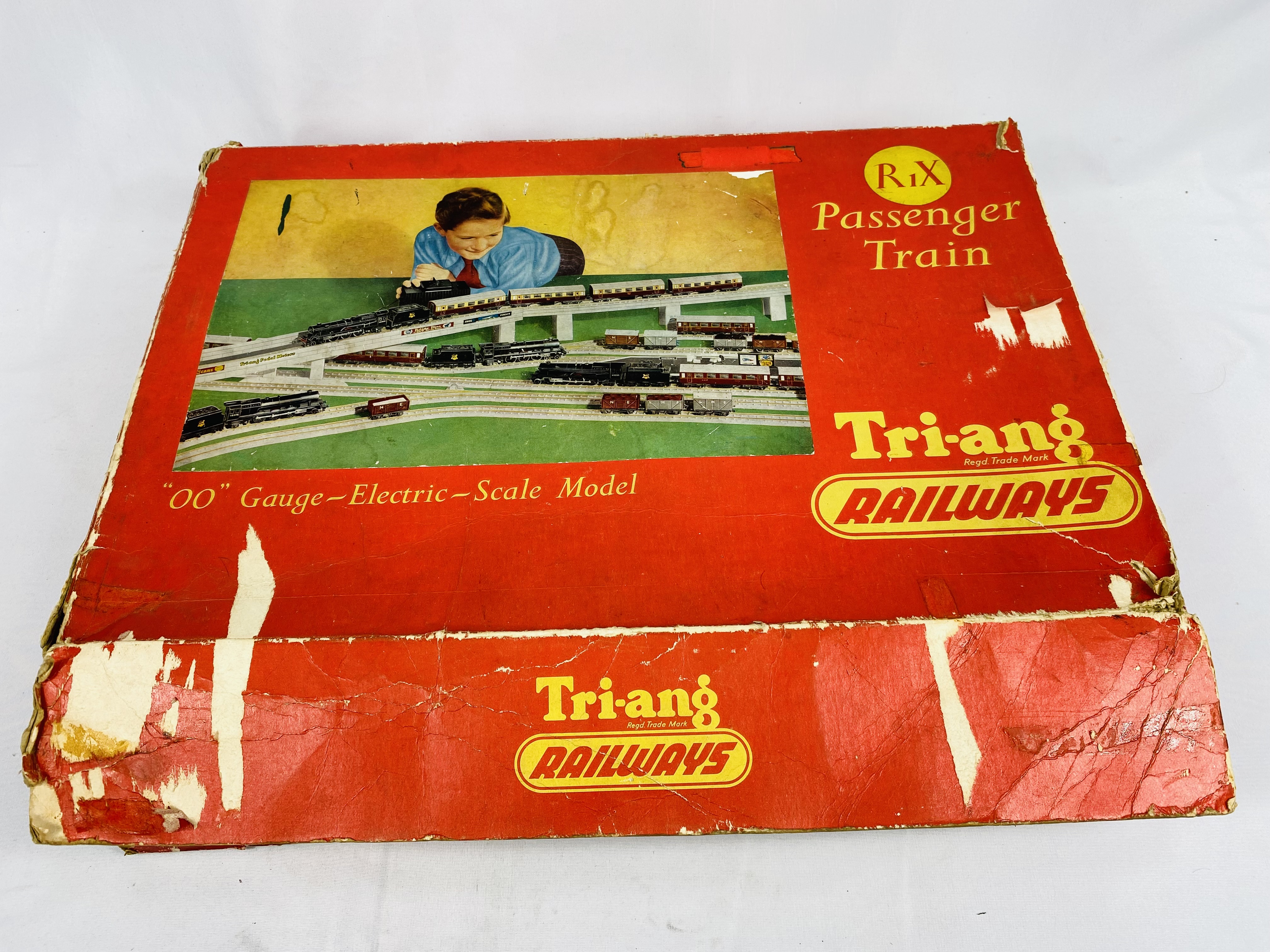 Tri-and Railways R1X passenger train set in box - Image 4 of 4