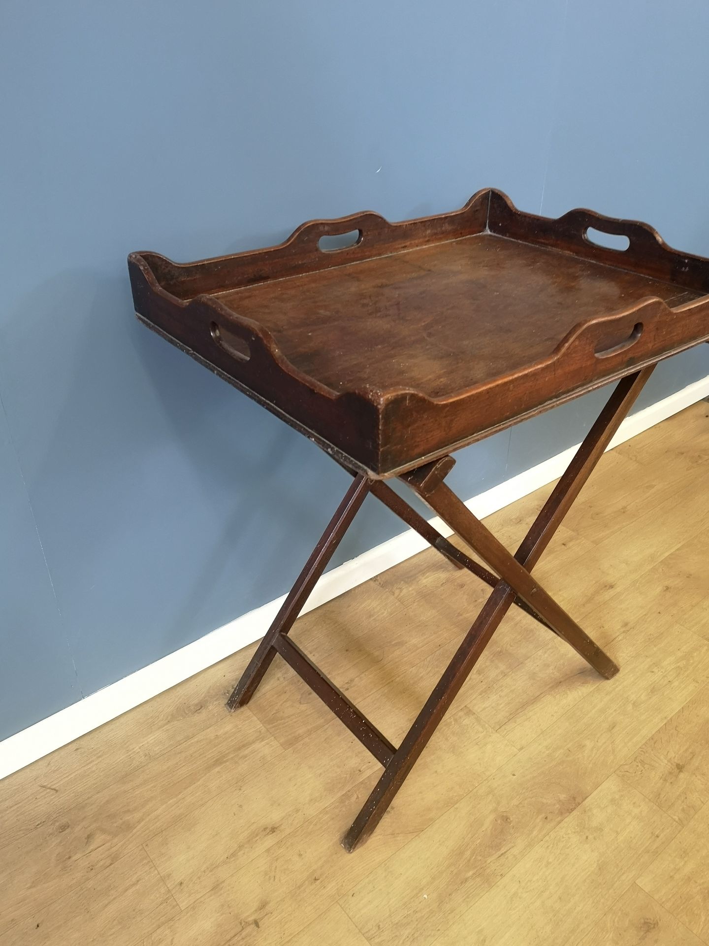 Victorian mahogany butlers tray - Image 3 of 4