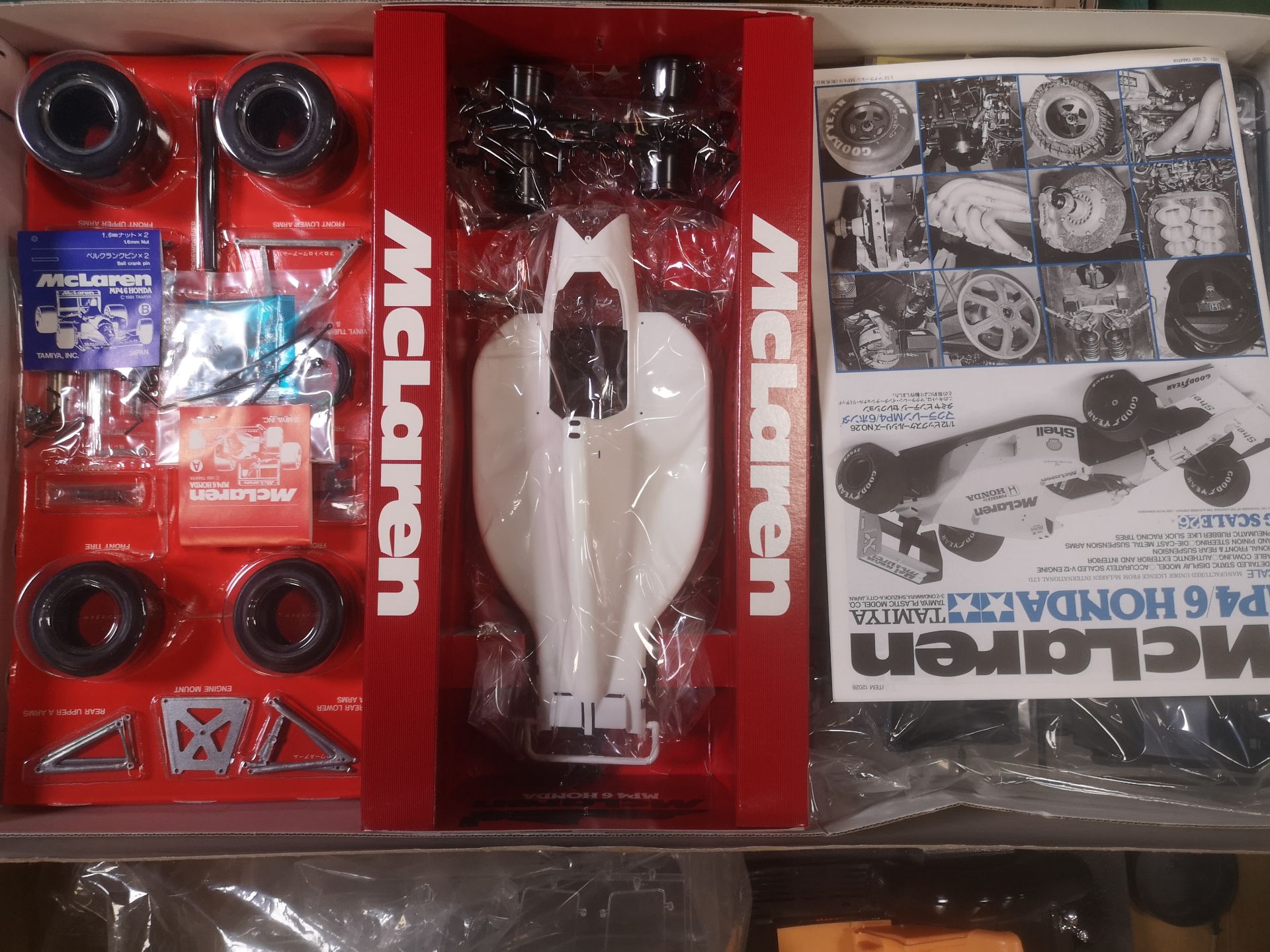 Bandai Bugatti 1:16 model car; together with a Tamier, 1:12 McLaren MP 46 in box - Image 4 of 4