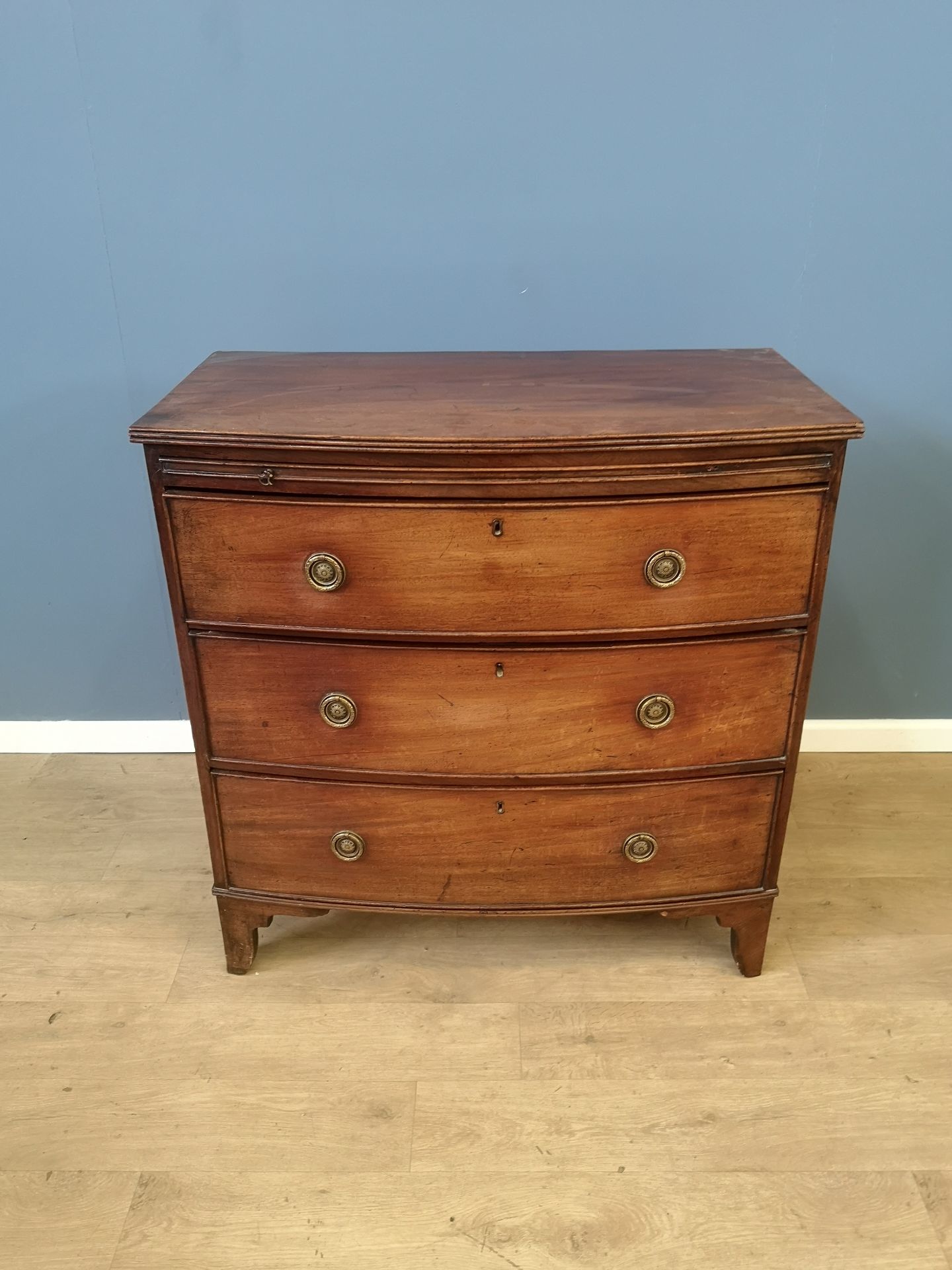 Victorian bow fronted chest of drawers