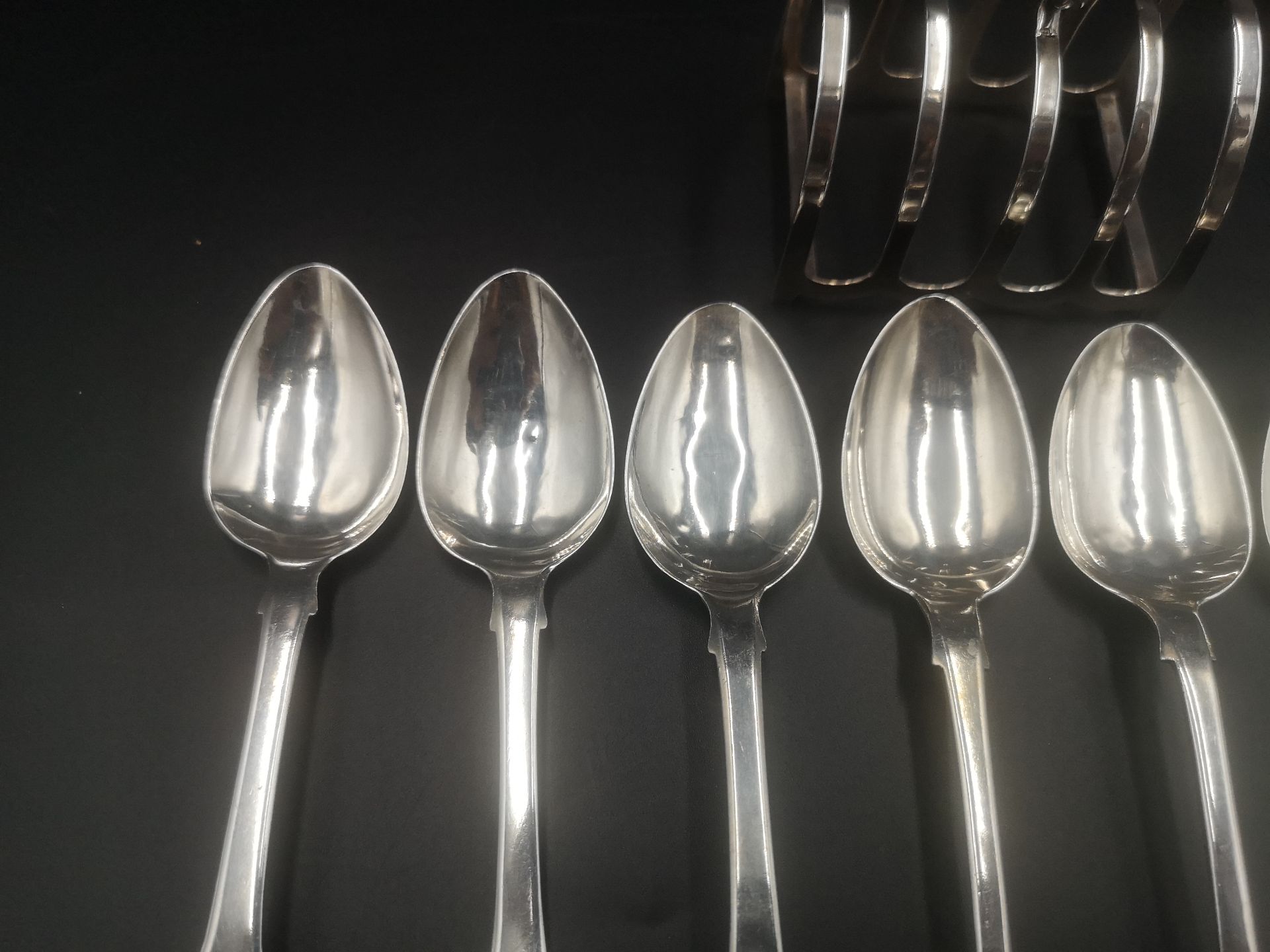 Set of six silver tea spoons and other items of silver - Image 2 of 6