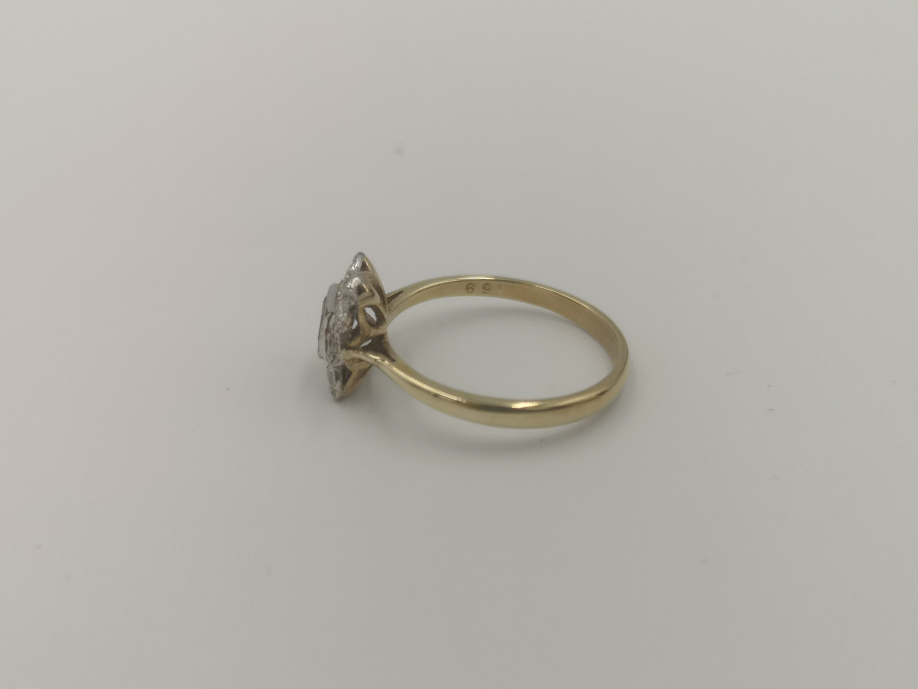 9ct gold, ruby and diamond ring - Image 2 of 5