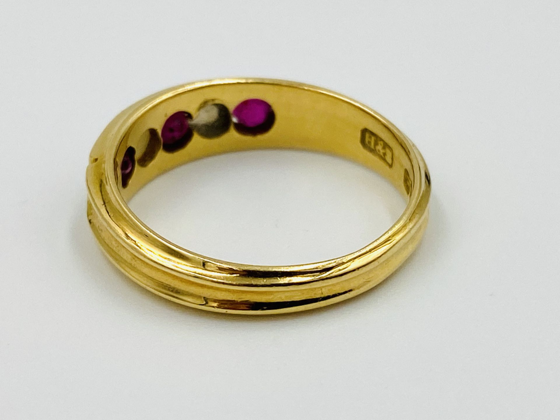 18ct gold, ruby and seed pearl ring - Image 3 of 5