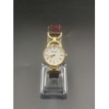 Gucci ladies quartz wrist watch in original box.