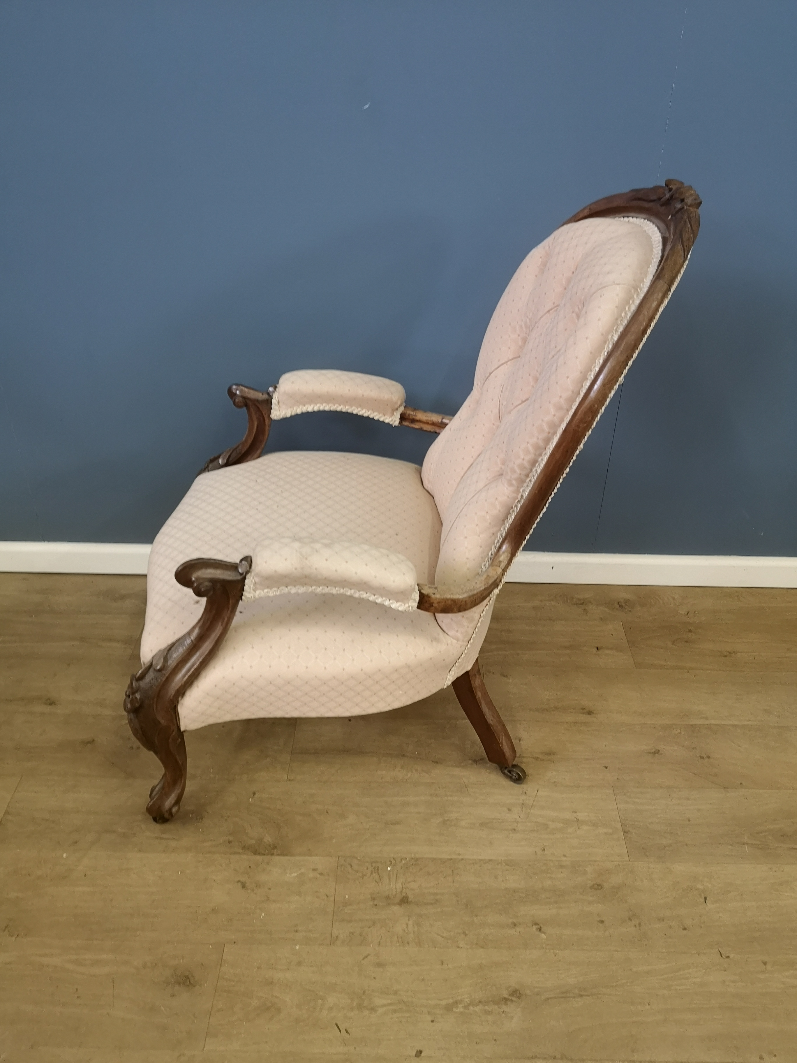 Victorian button back bedroom chair - Image 5 of 5
