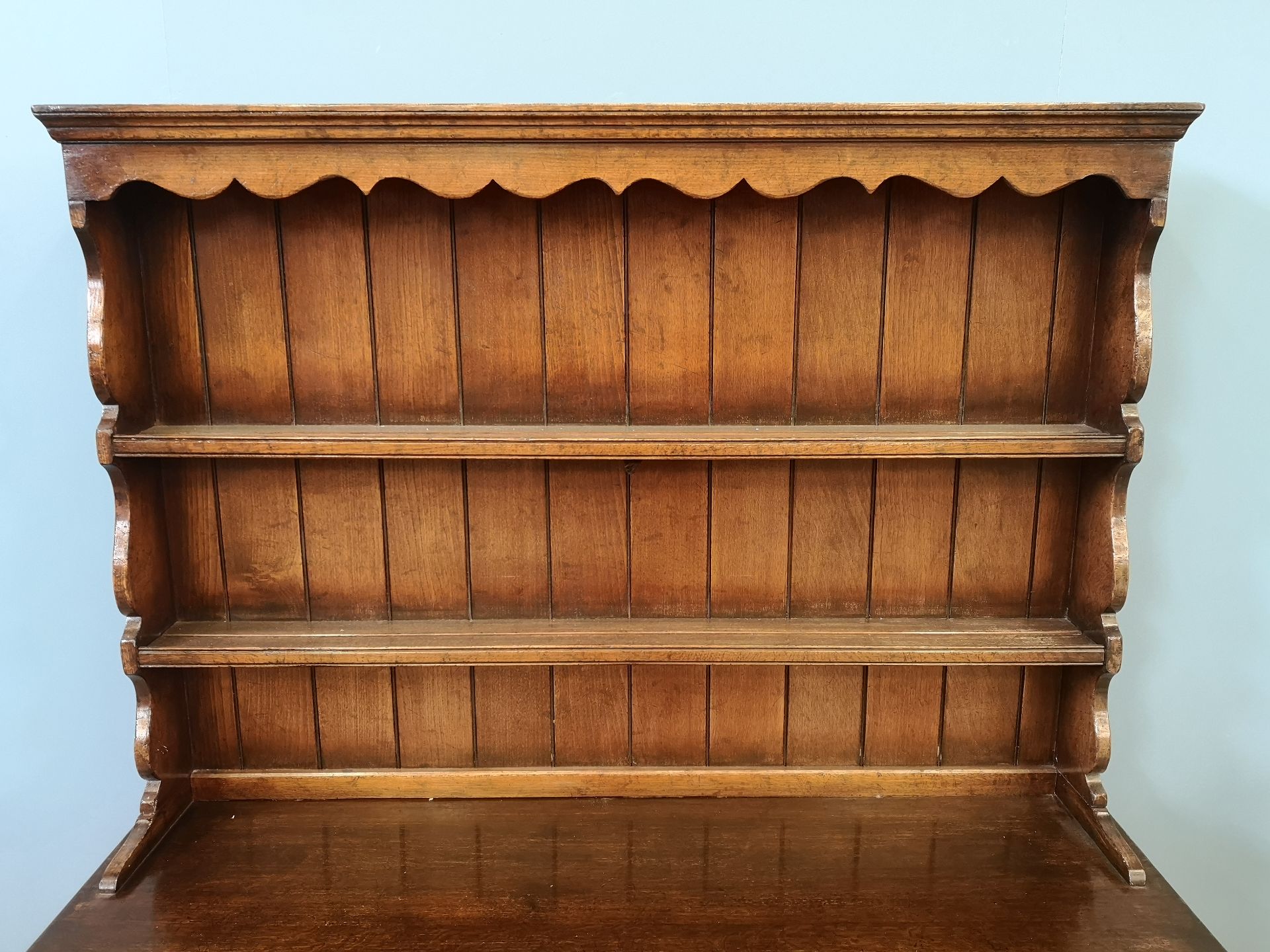 Oak dresser - Image 2 of 8