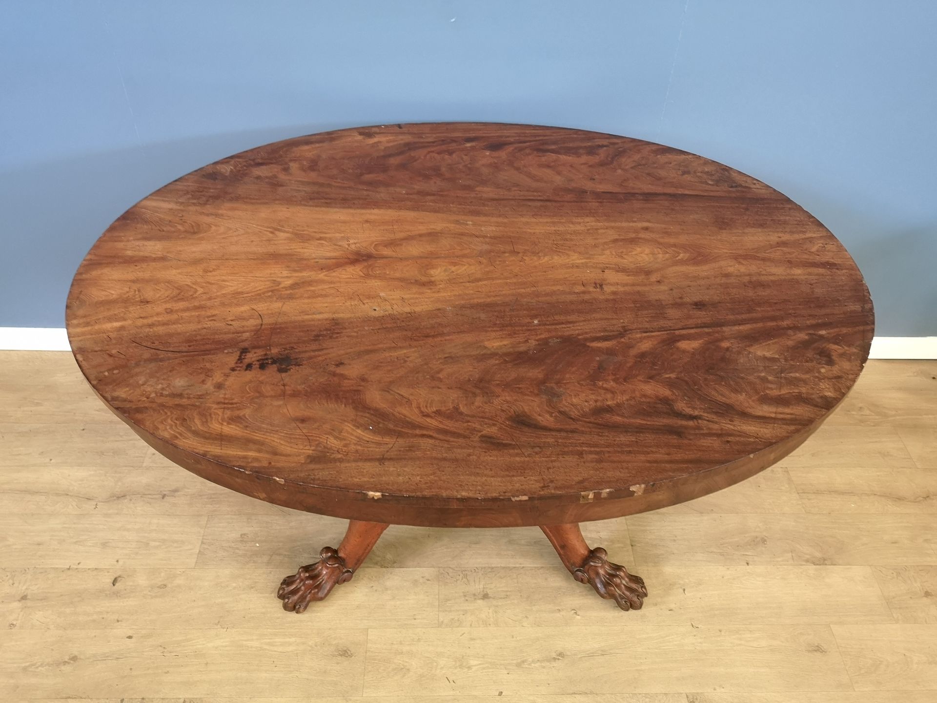Victorian mahogany tilt top breakfast table - Image 4 of 4