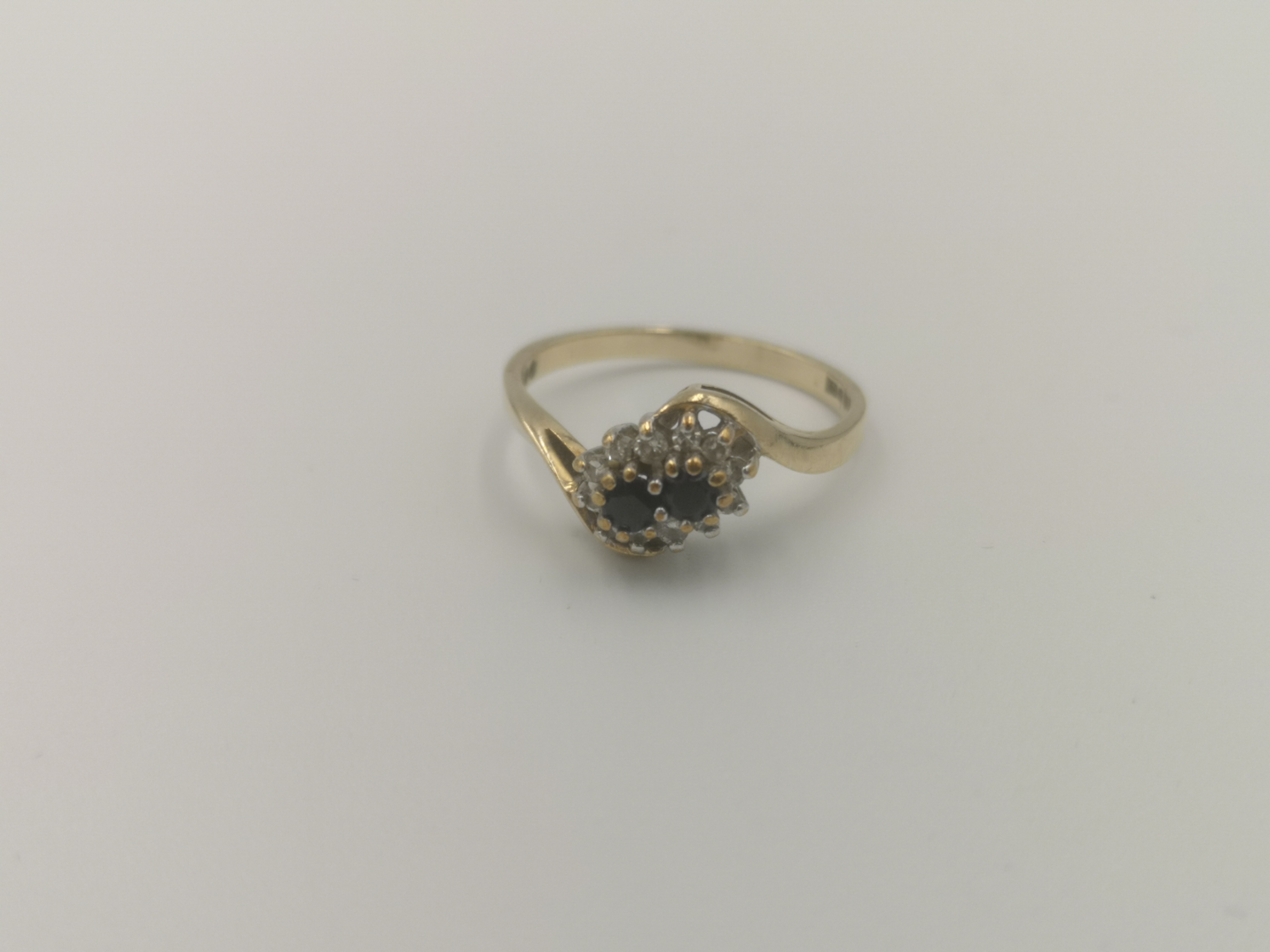 9ct gold, sapphire and diamond ring