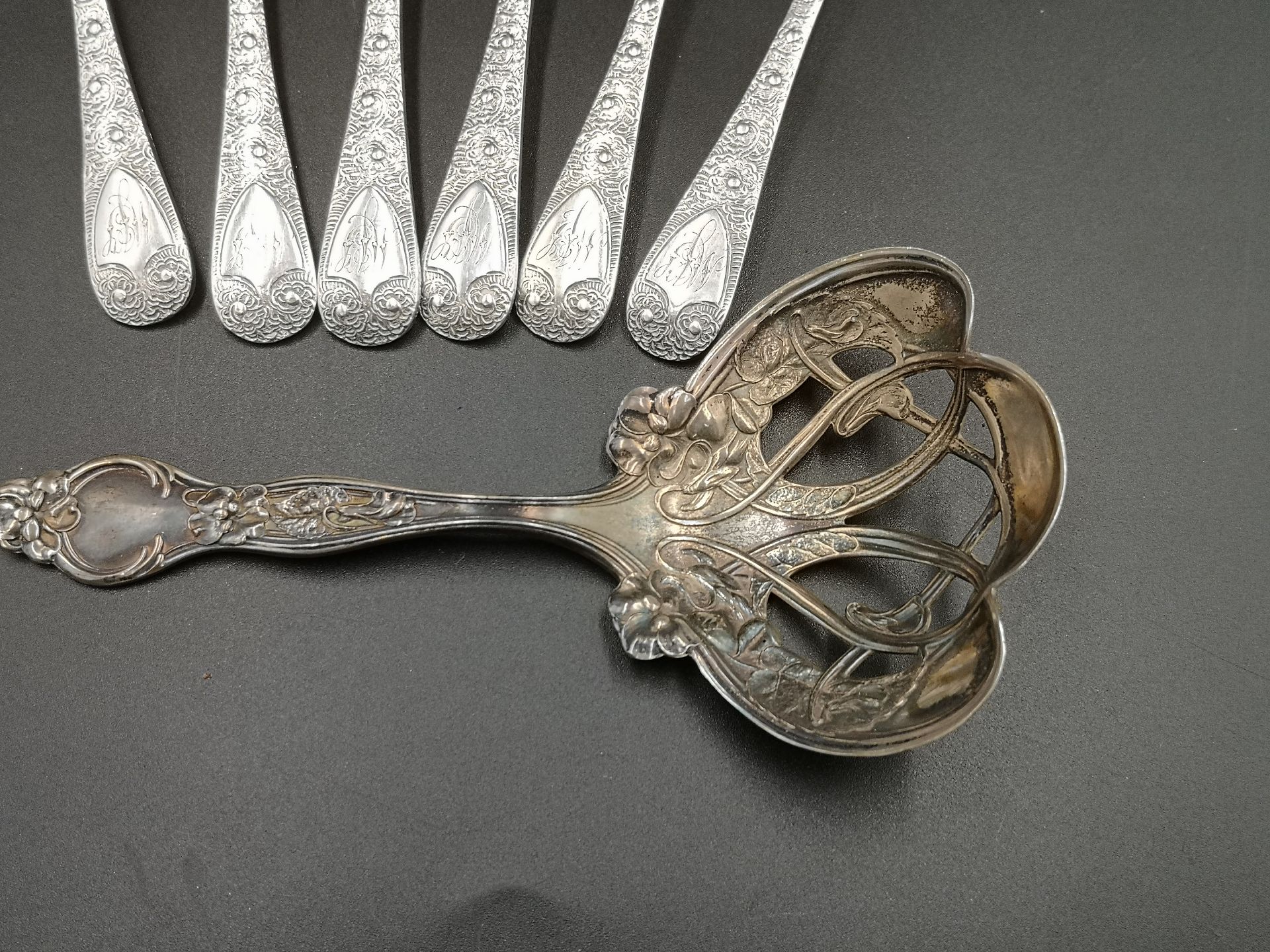 Ten Victorian silver spoons together with other silver spoons - Image 2 of 6