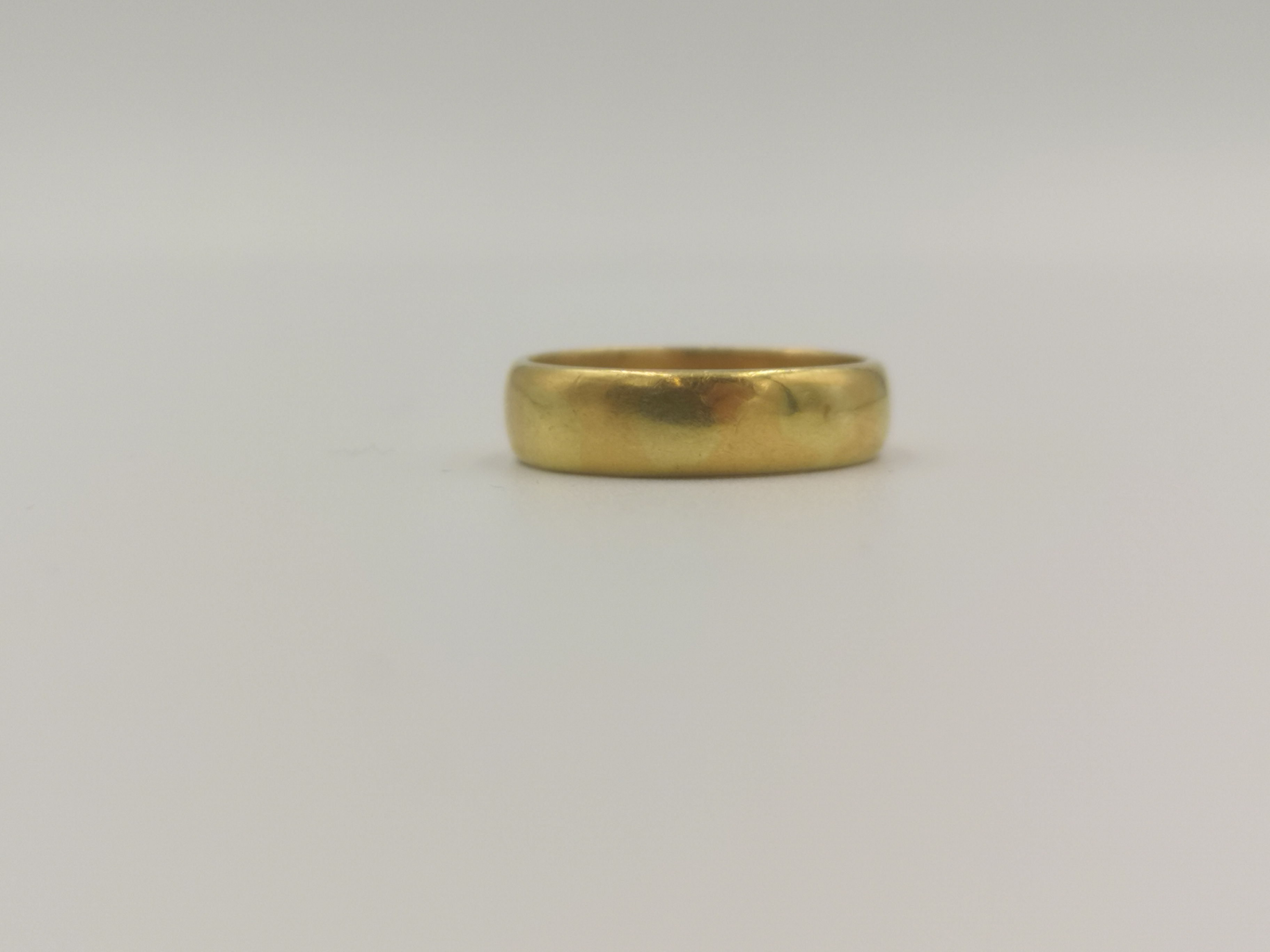 22ct gold band - Image 3 of 4