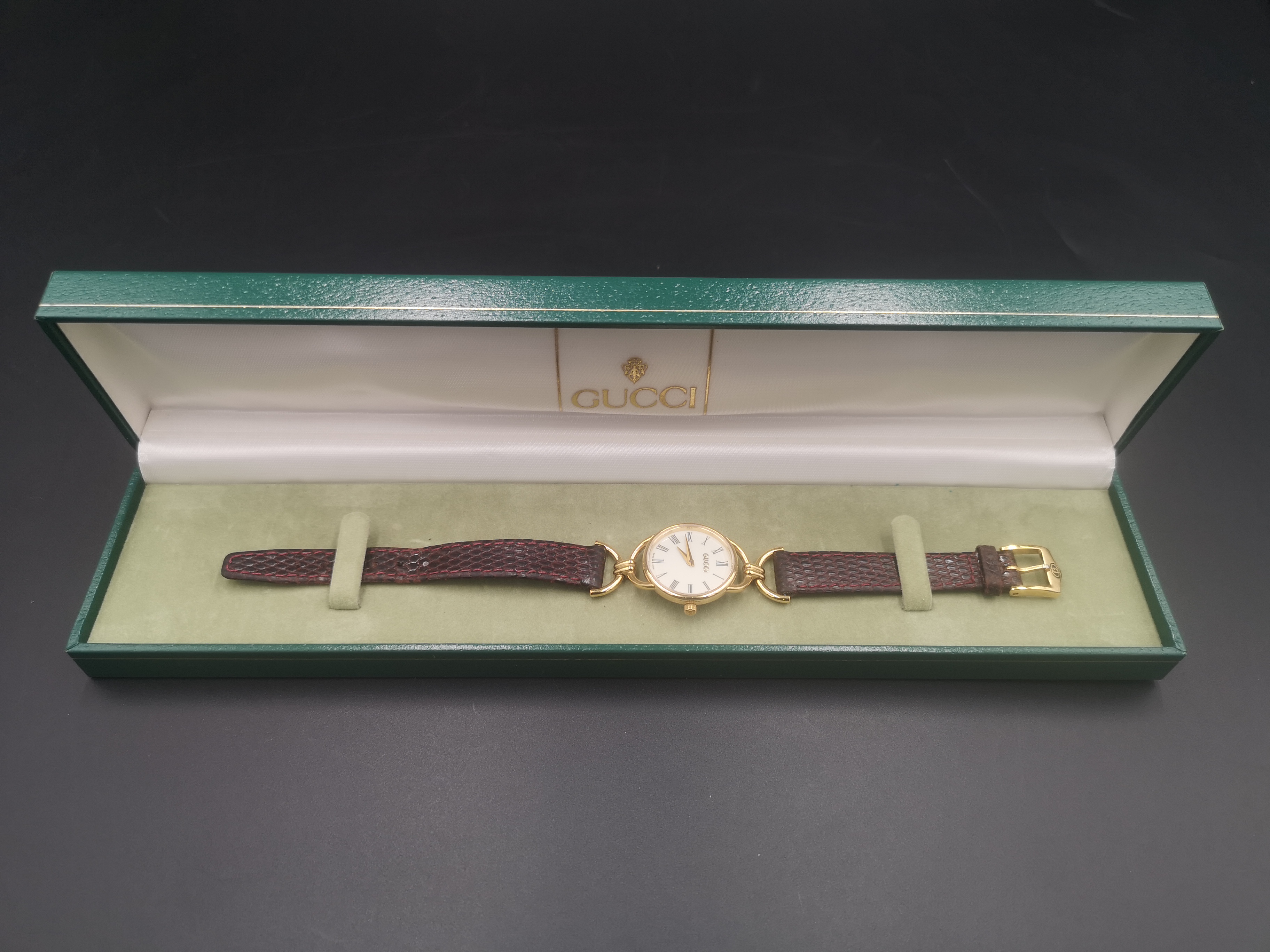 Gucci ladies quartz wrist watch in original box. - Image 6 of 6