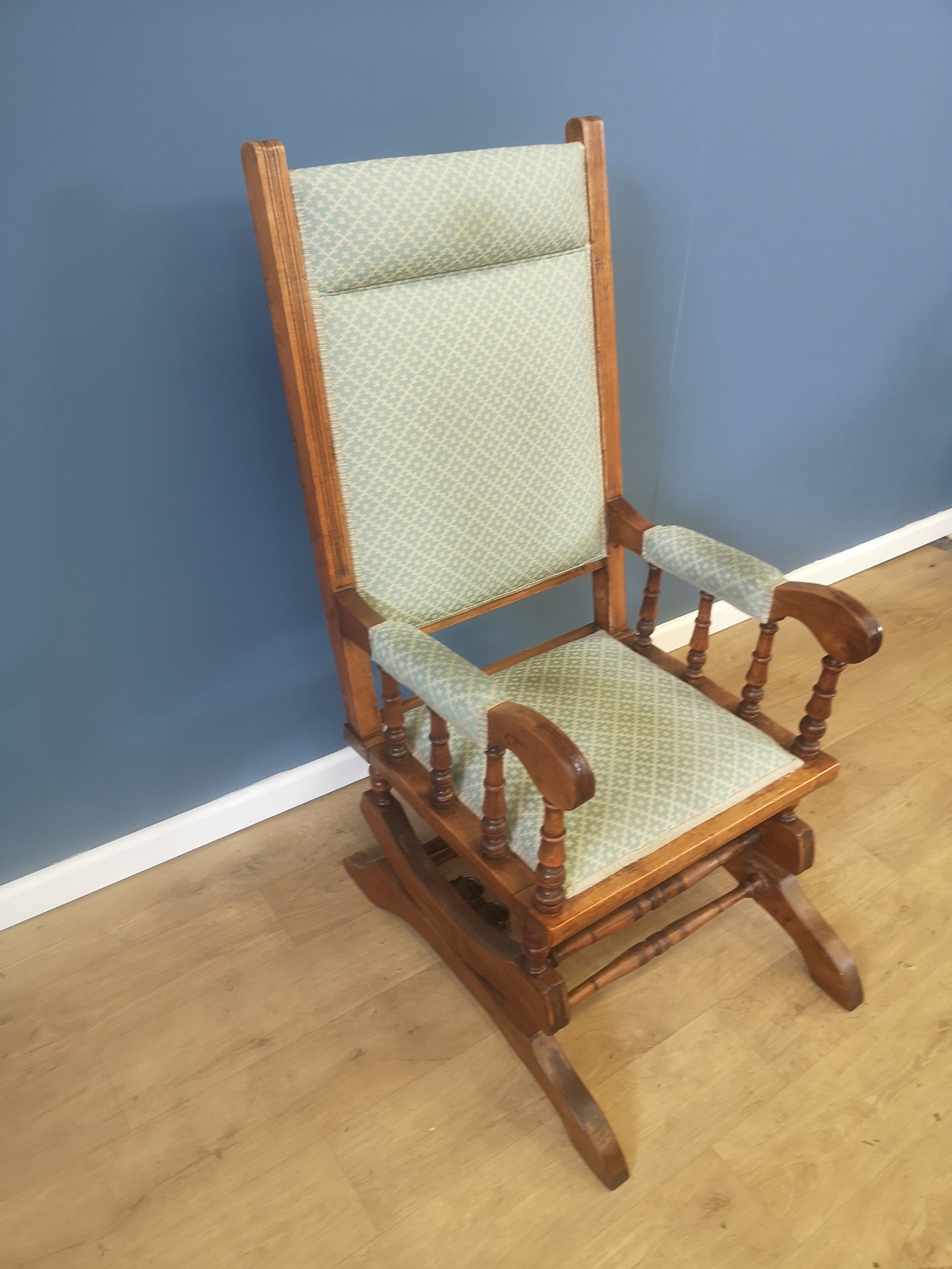 American style rocking chair - Image 2 of 3