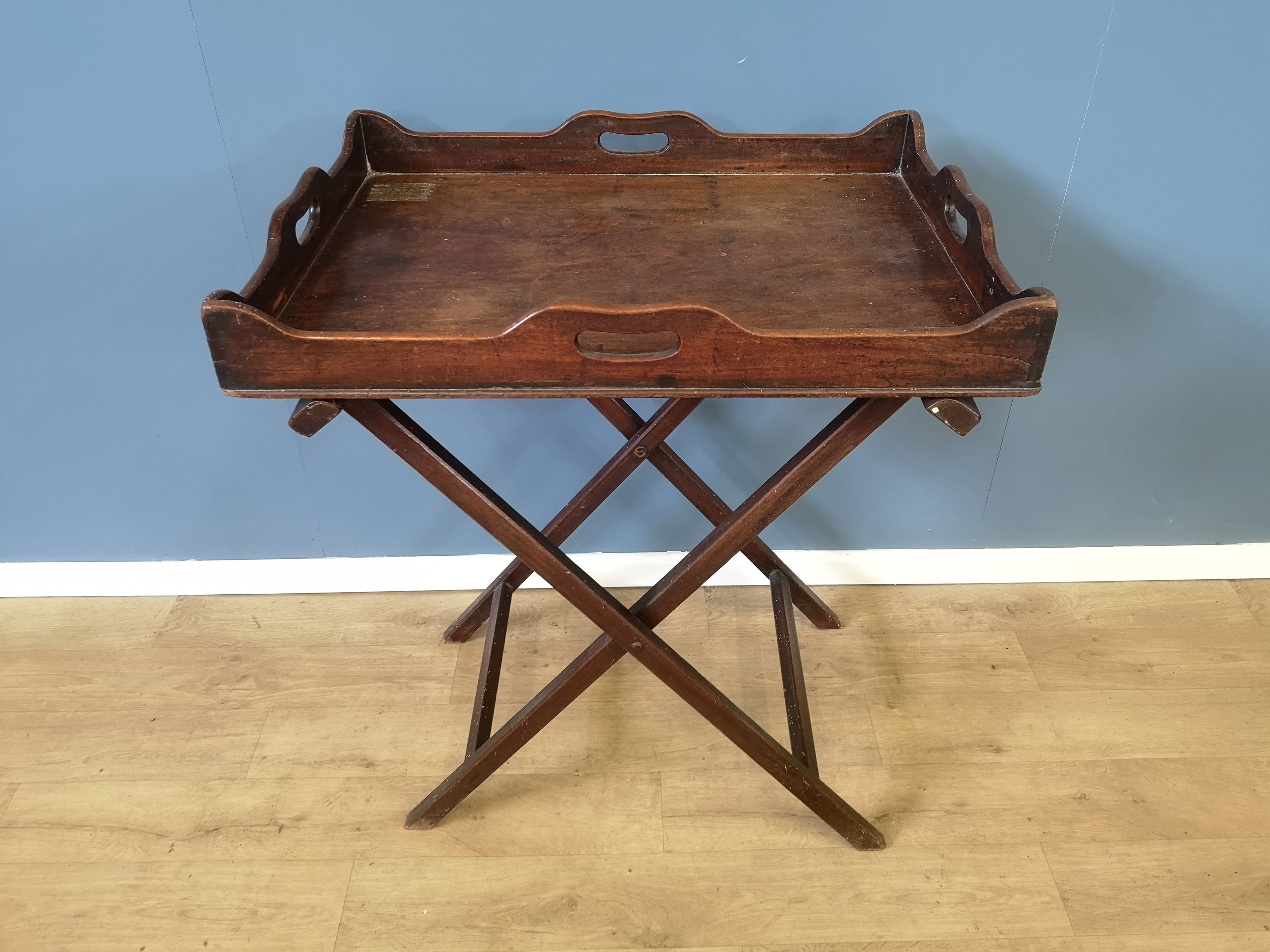 Victorian mahogany butlers tray